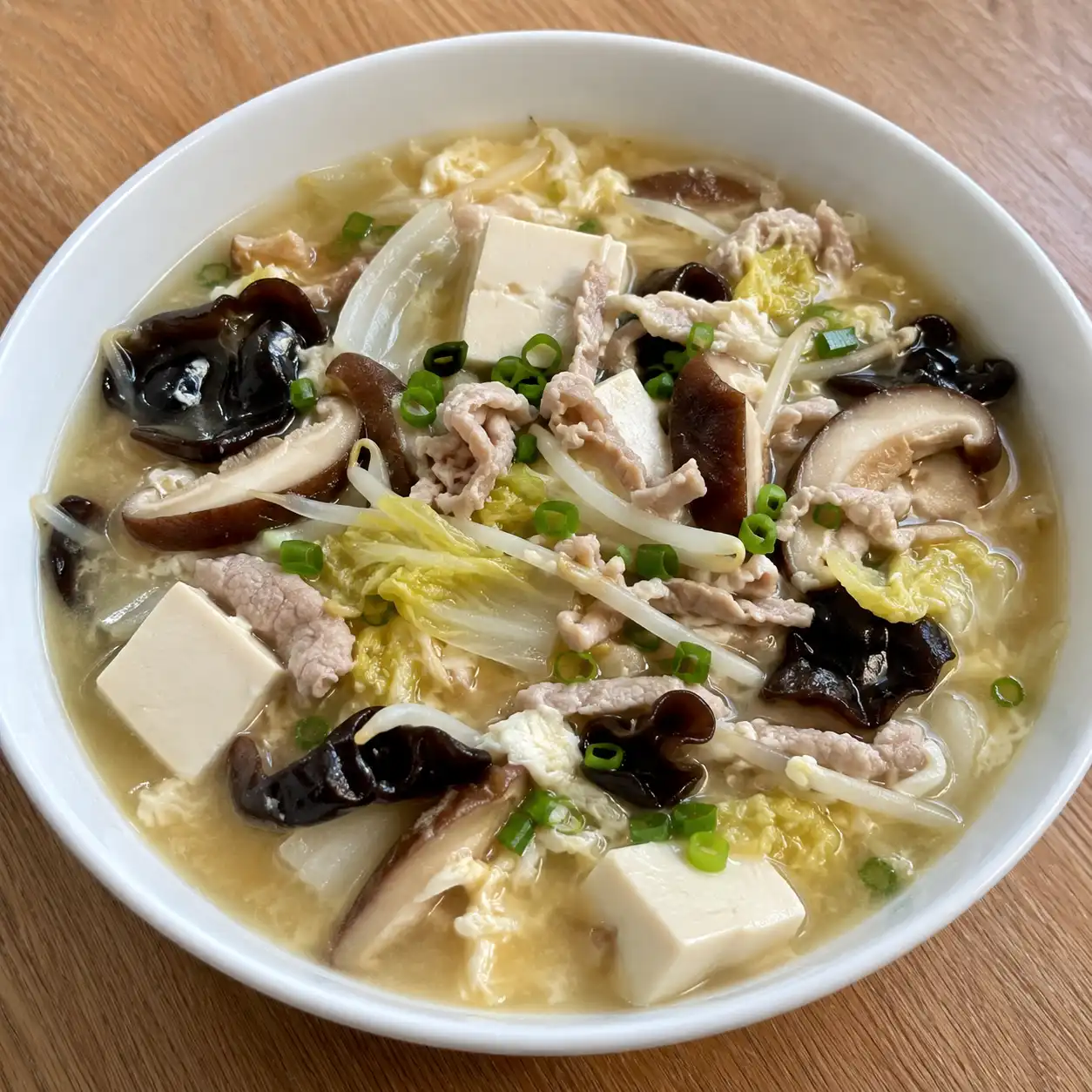 味噌豆腐黑木耳瘦肉湯