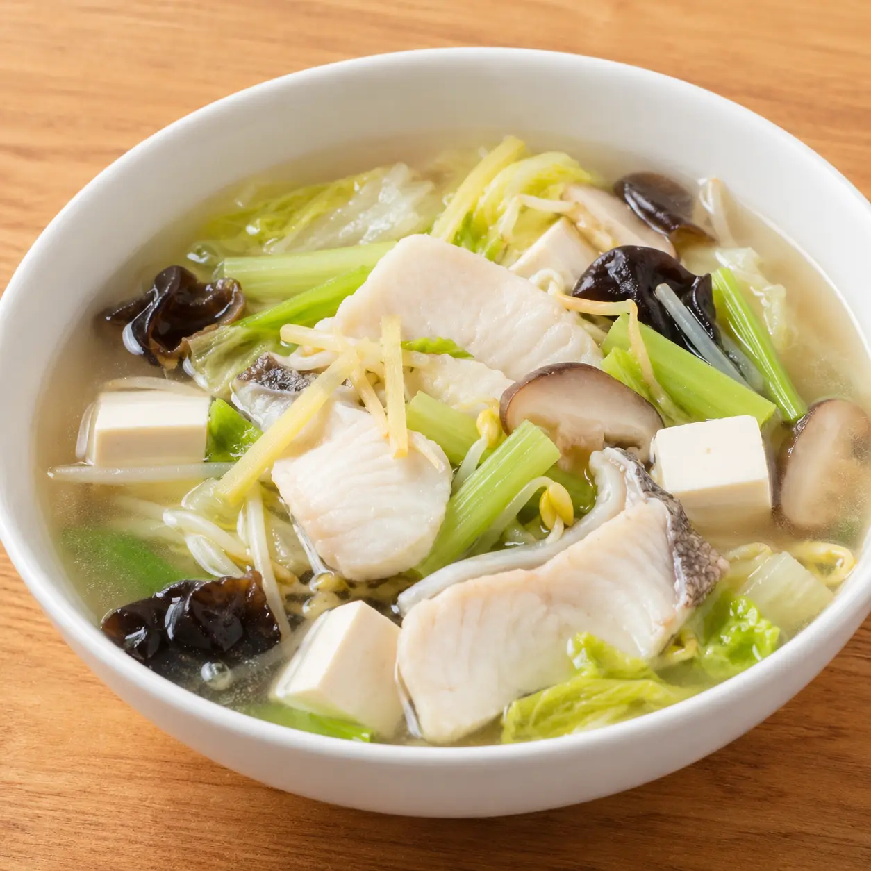 芹菜魚片豆腐台式清湯