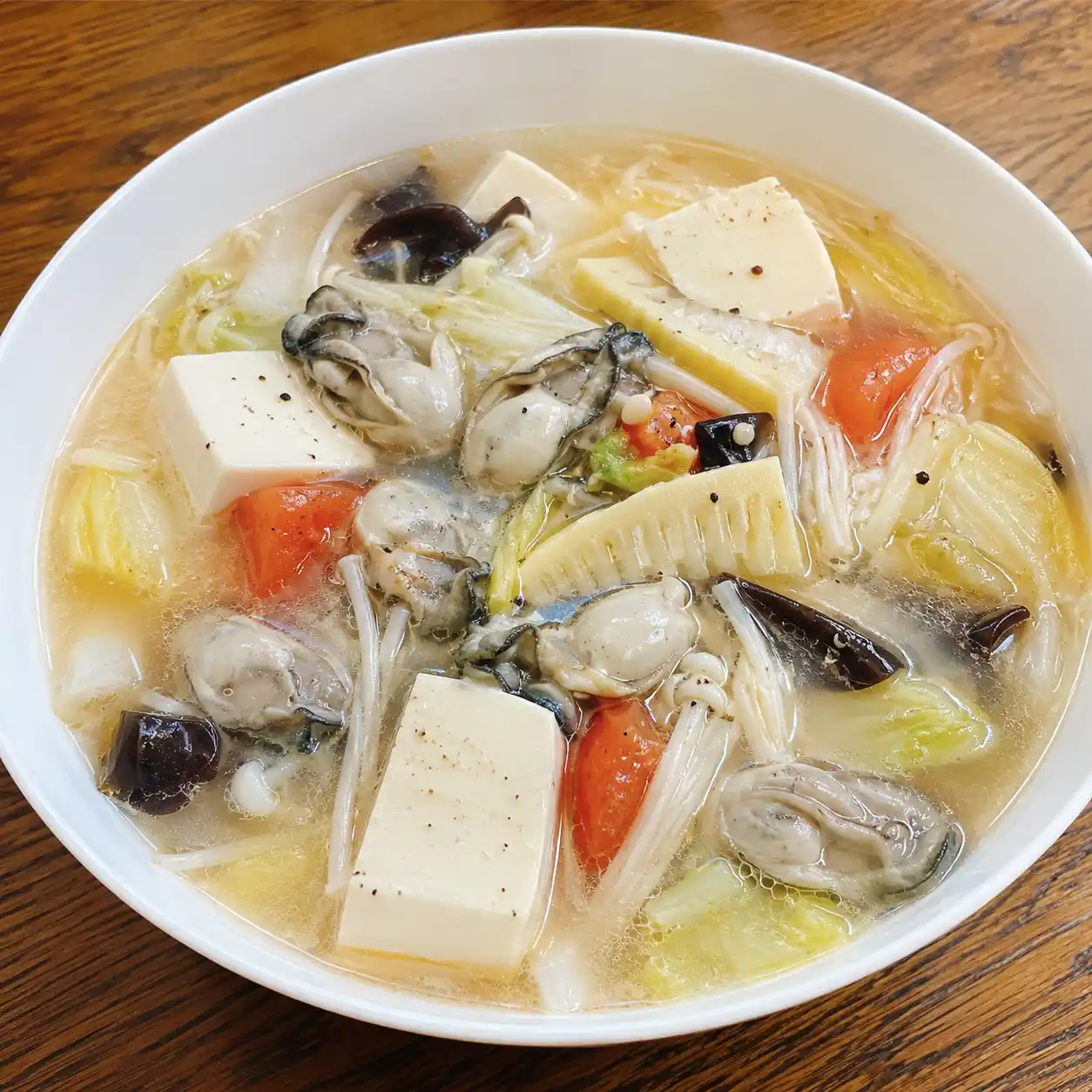 酸辣鮮蚵嫩豆腐湯