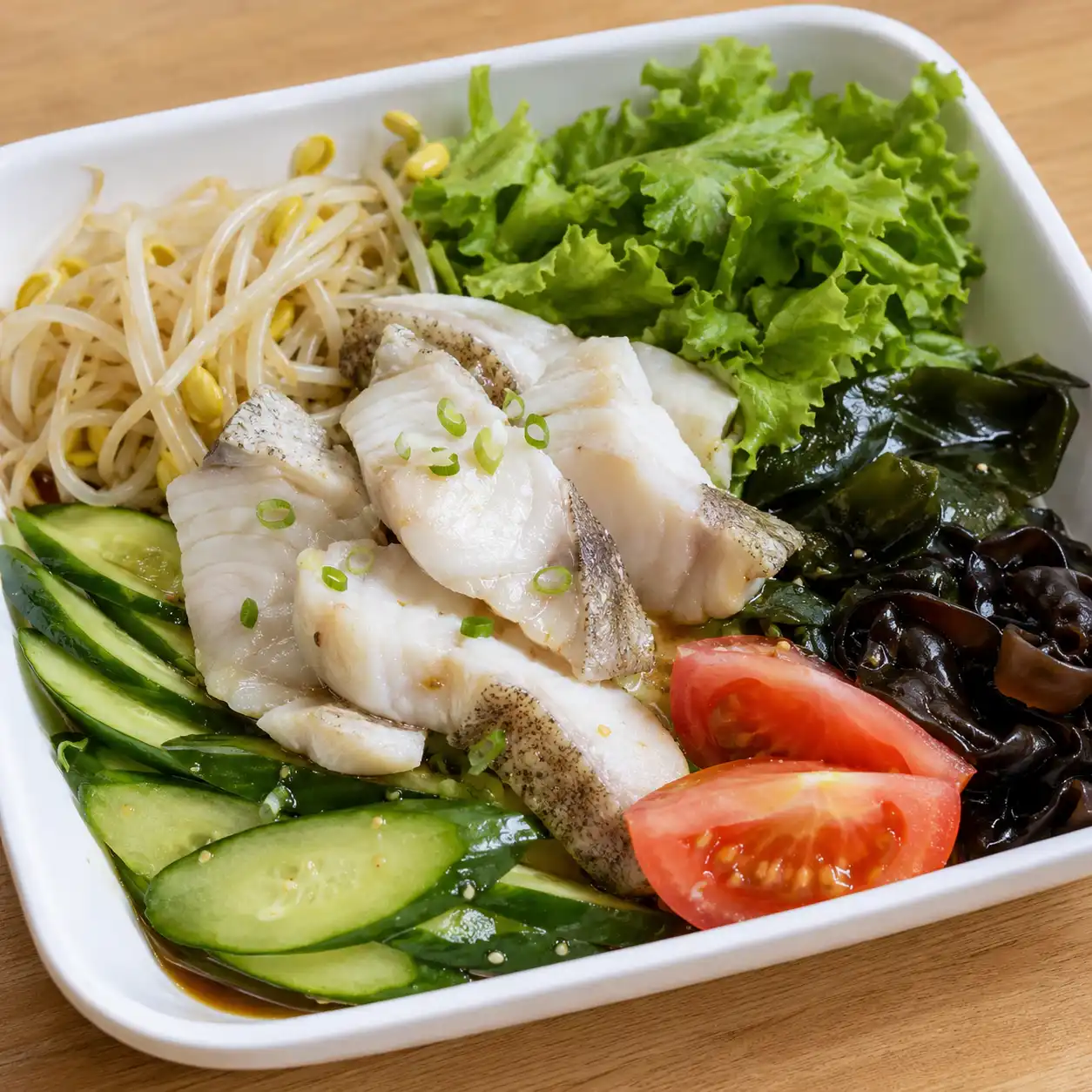 海帶芽魚片黃豆芽冷拌盒