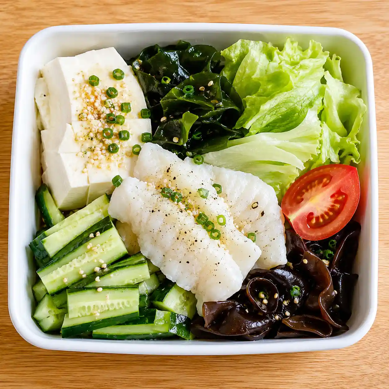 海帶芽魚片豆腐冷拌盒