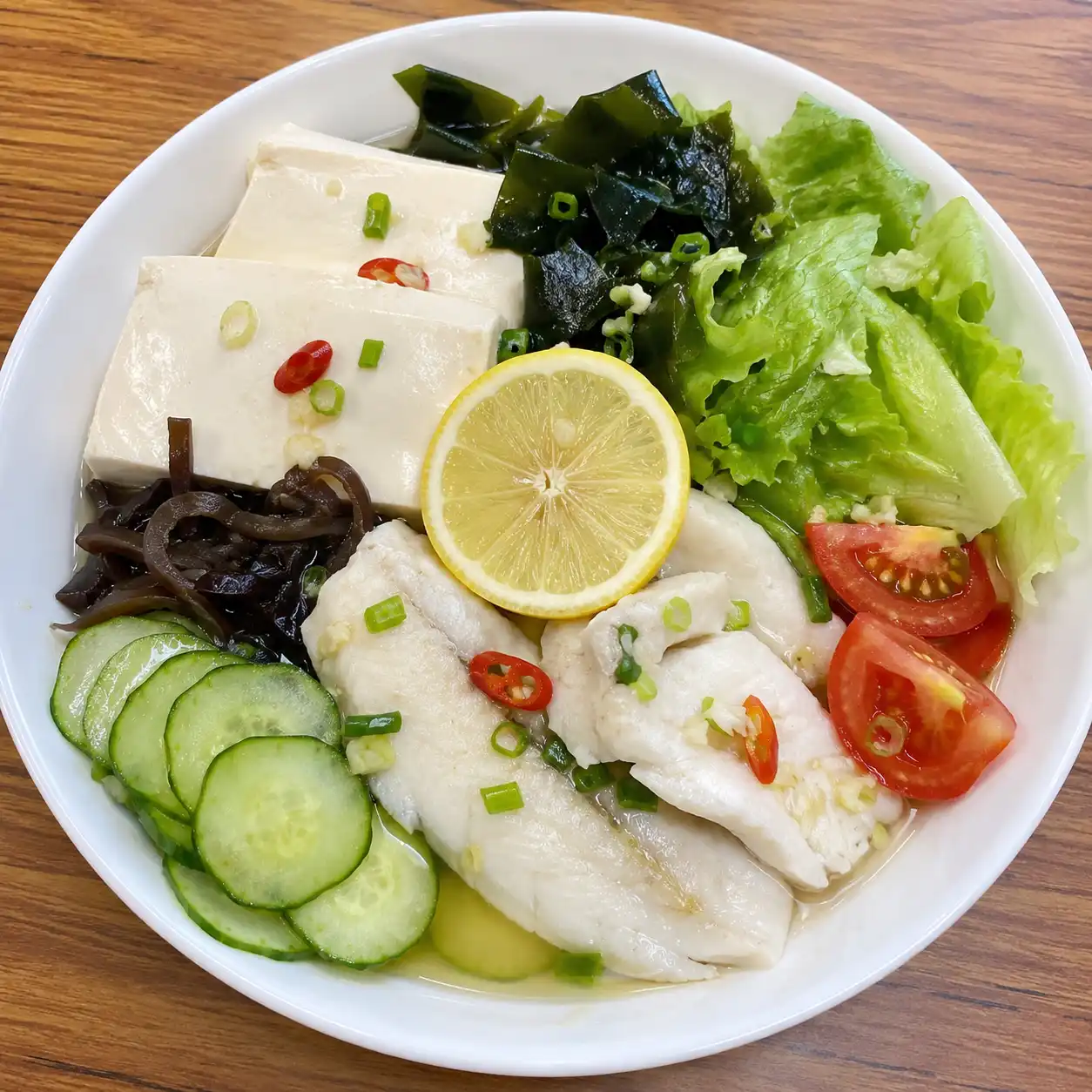 海帶芽魚片冷滷嫩豆腐