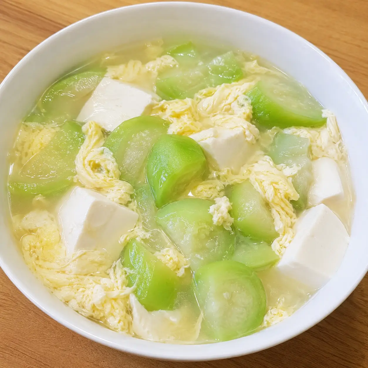 絲瓜豆腐蛋花湯