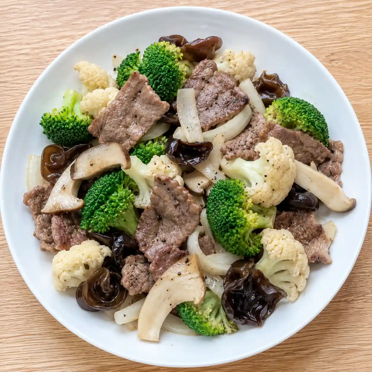 黑胡椒牛肉雙花菜乾煎盤