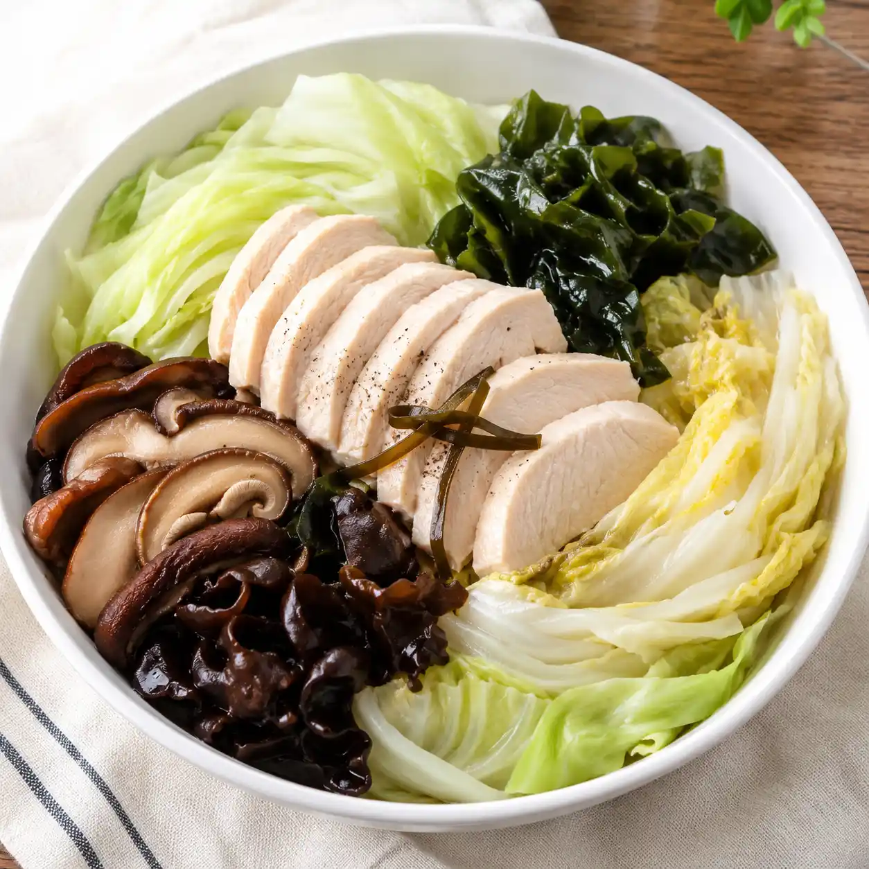 昆布雞胸高麗菜海藻蒸碗