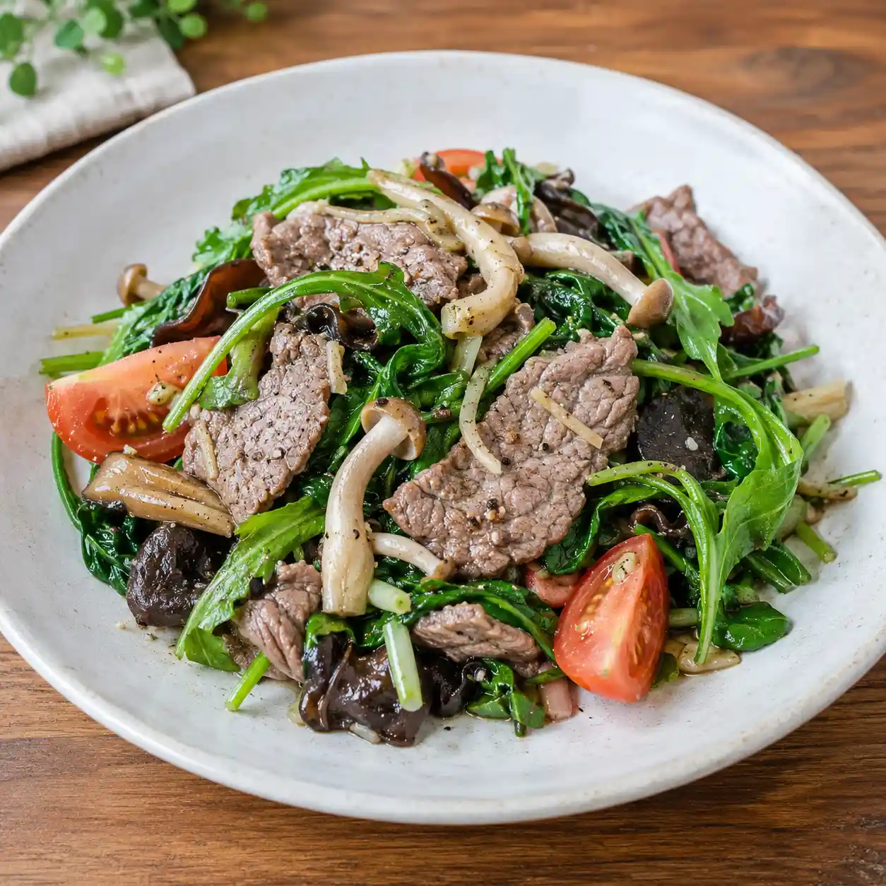 黑蒜牛肉芝麻葉溫拌