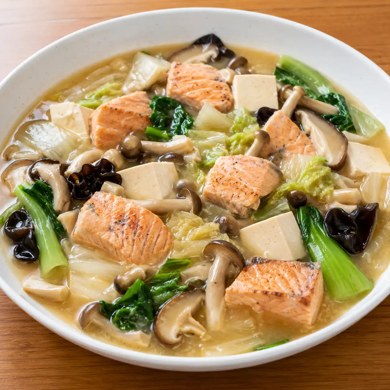 蒜香菇菇鮭魚豆腐味噌羹