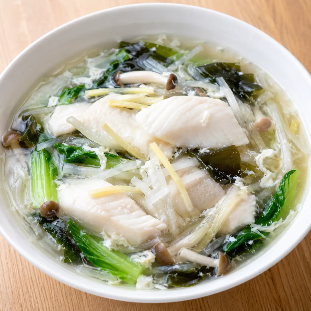 薑絲鯛魚海帶芽蘿蔔羹