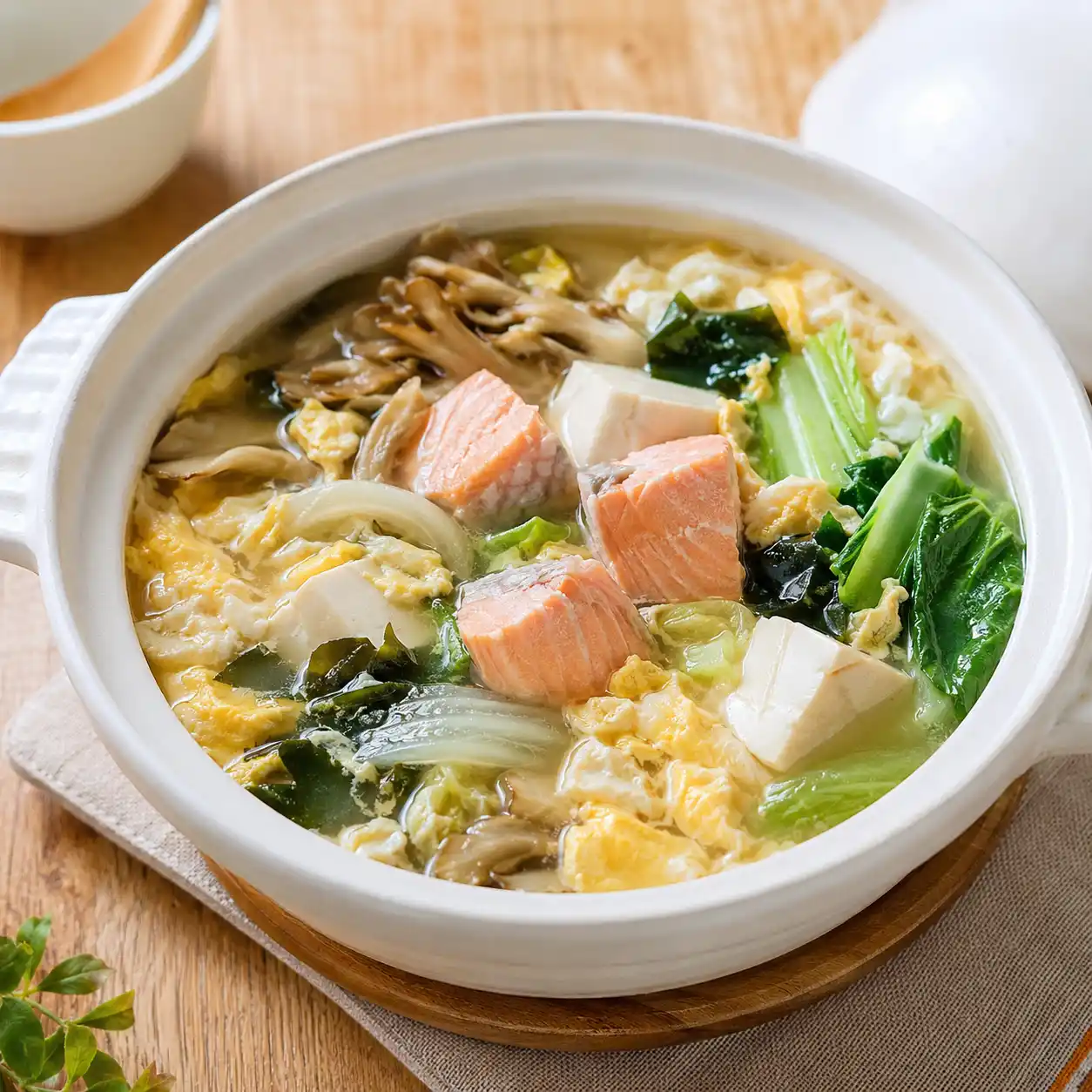 味噌鮭魚豆腐蛋花鍋