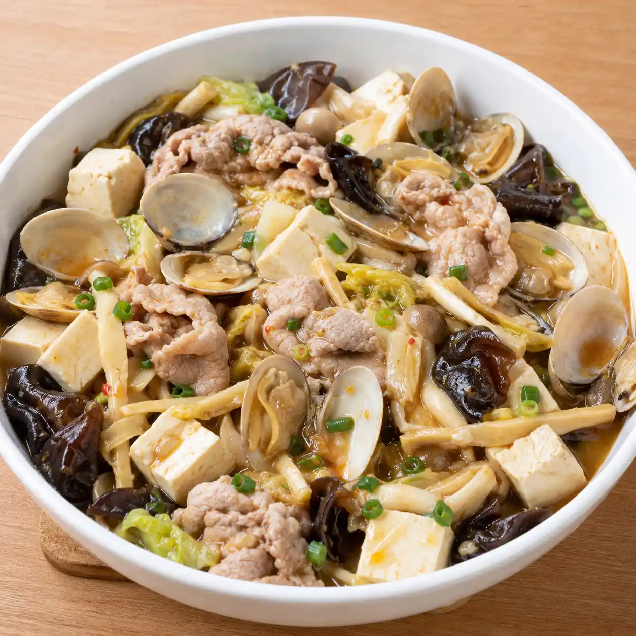 酸辣豆腐蛤蜊瘦肉鍋