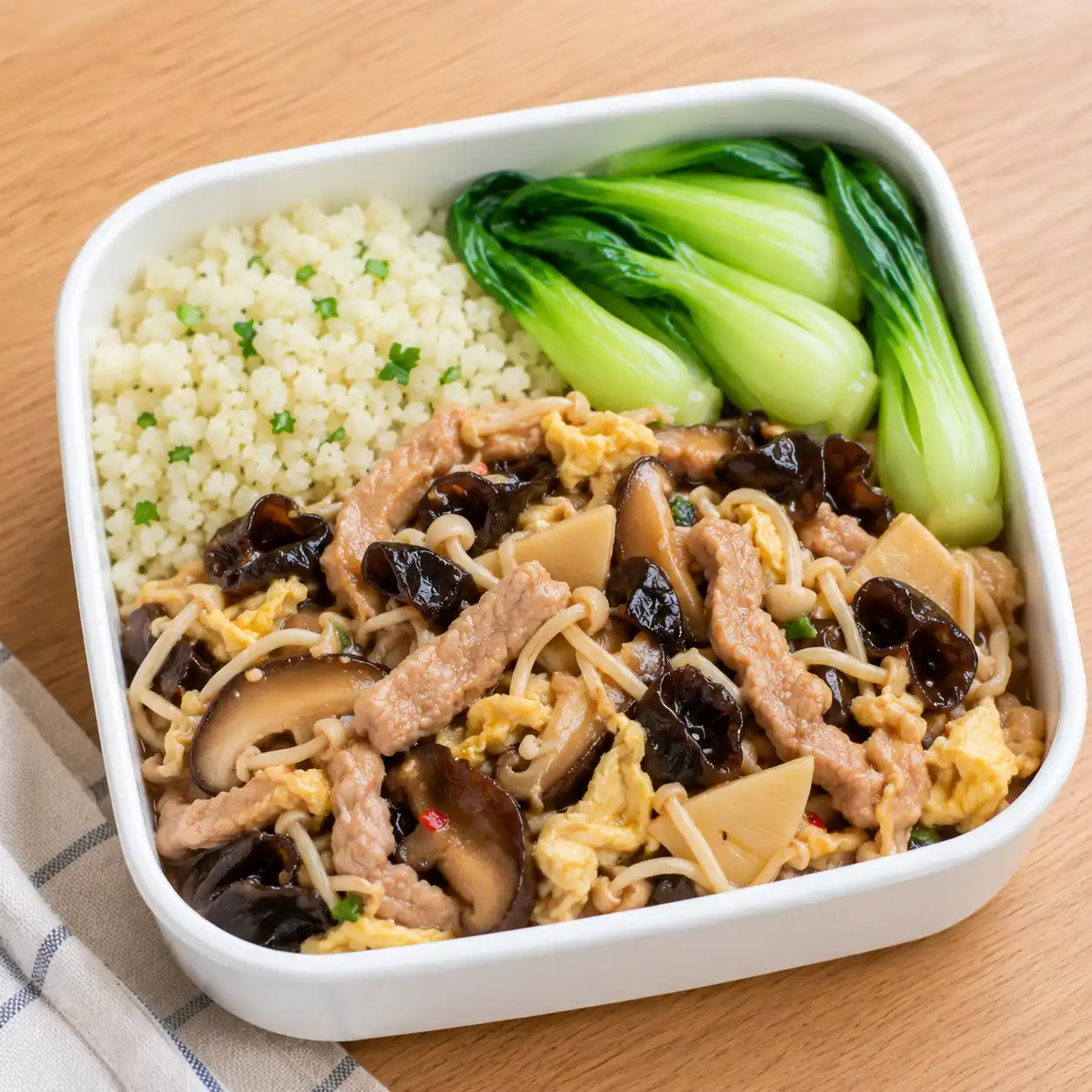 酸辣烏醋瘦肉菇菇便當