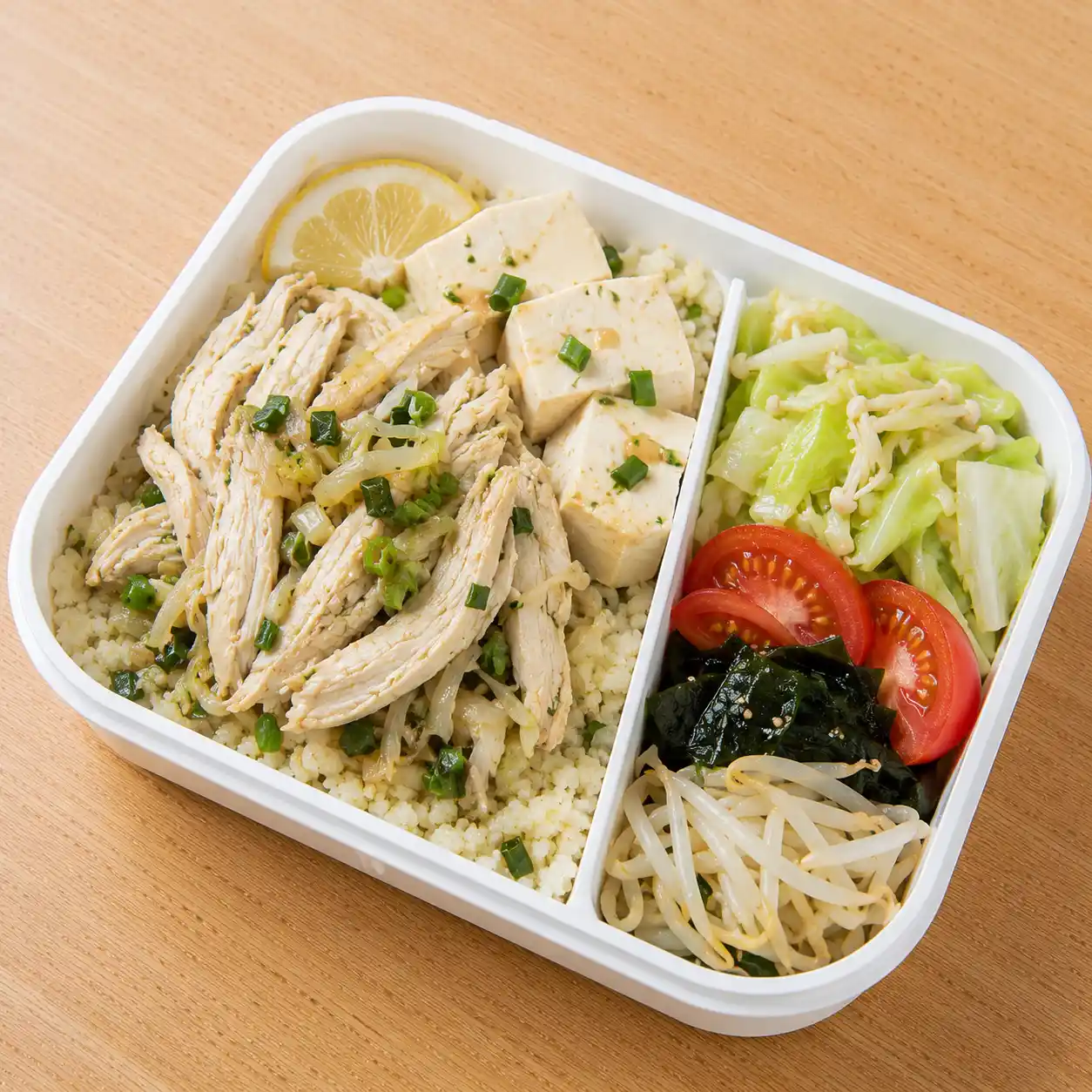 蔥燒檸檬雞絲菜飯盒