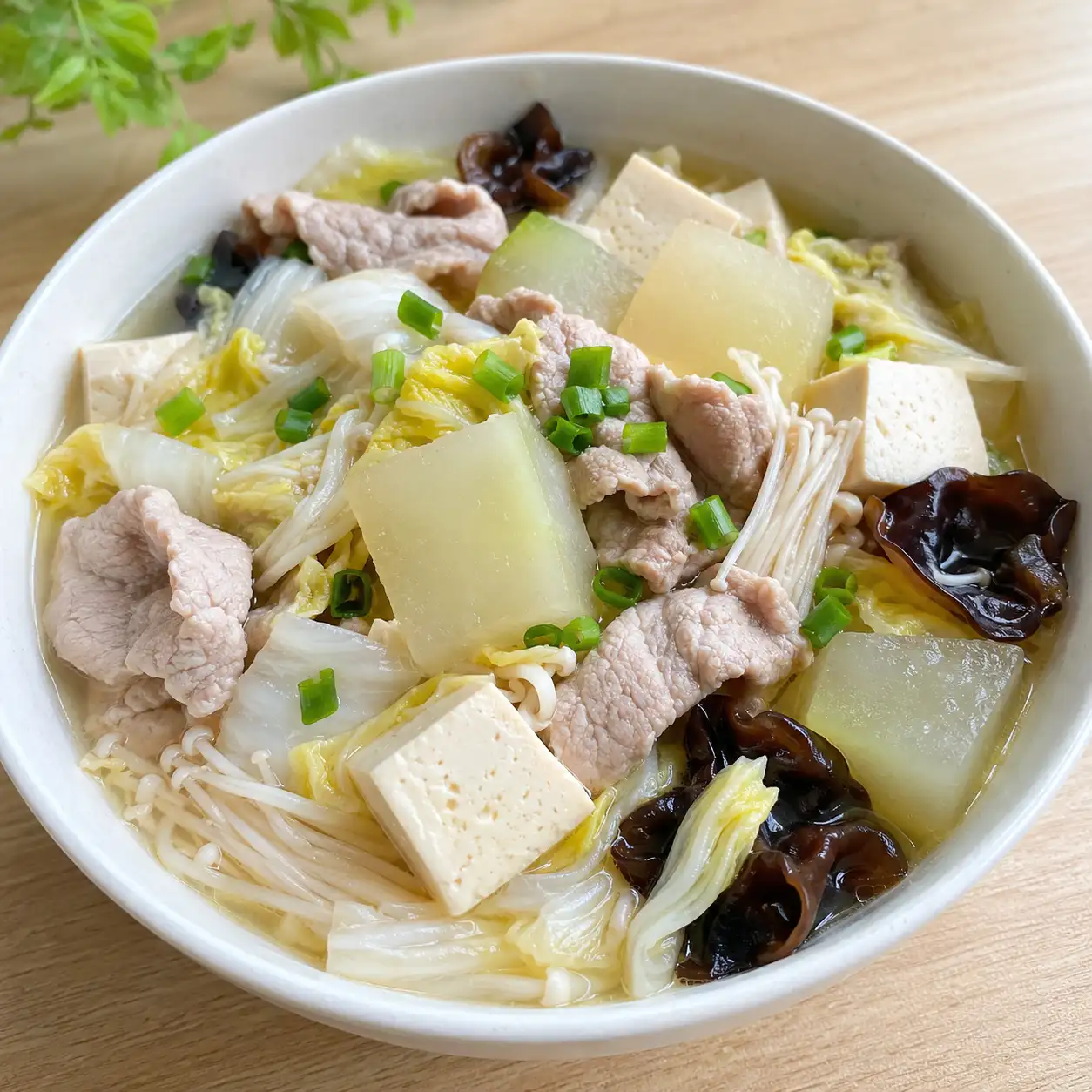 滷香瘦肉片冬瓜蔬菜碗