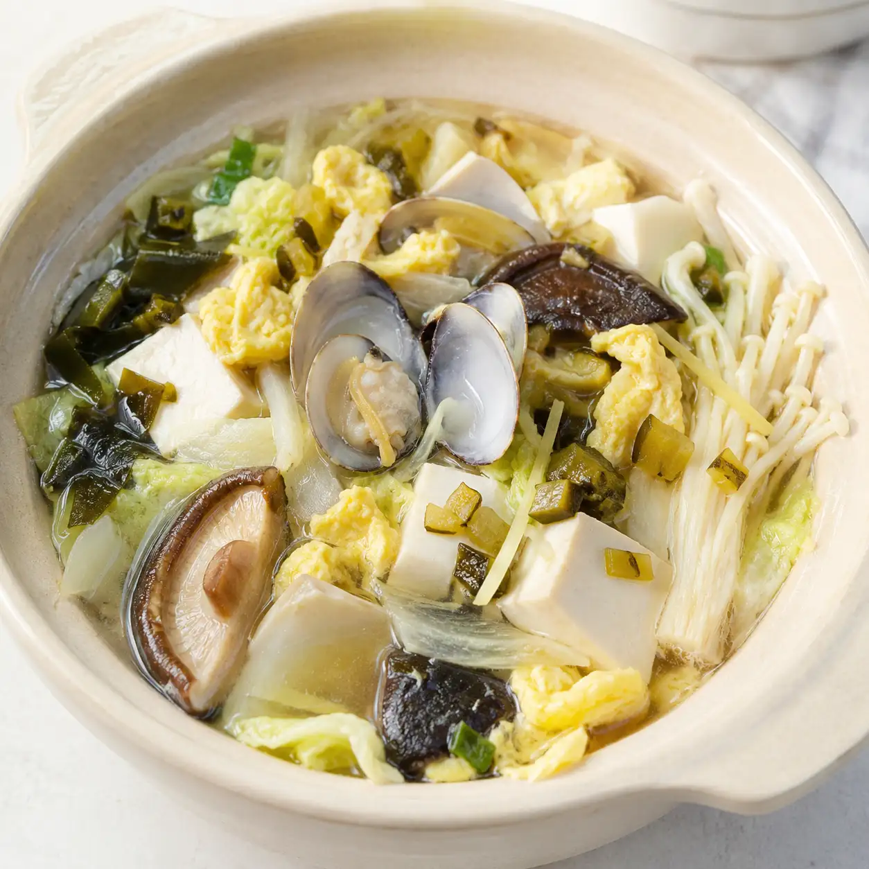 蛤蜊香菇瓜仔豆腐小鍋