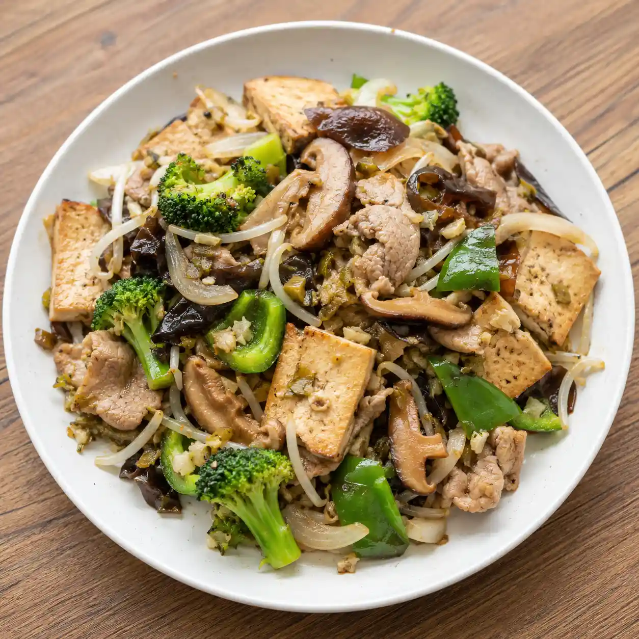 香菇瓜仔瘦肉青椒豆腐乾鍋
