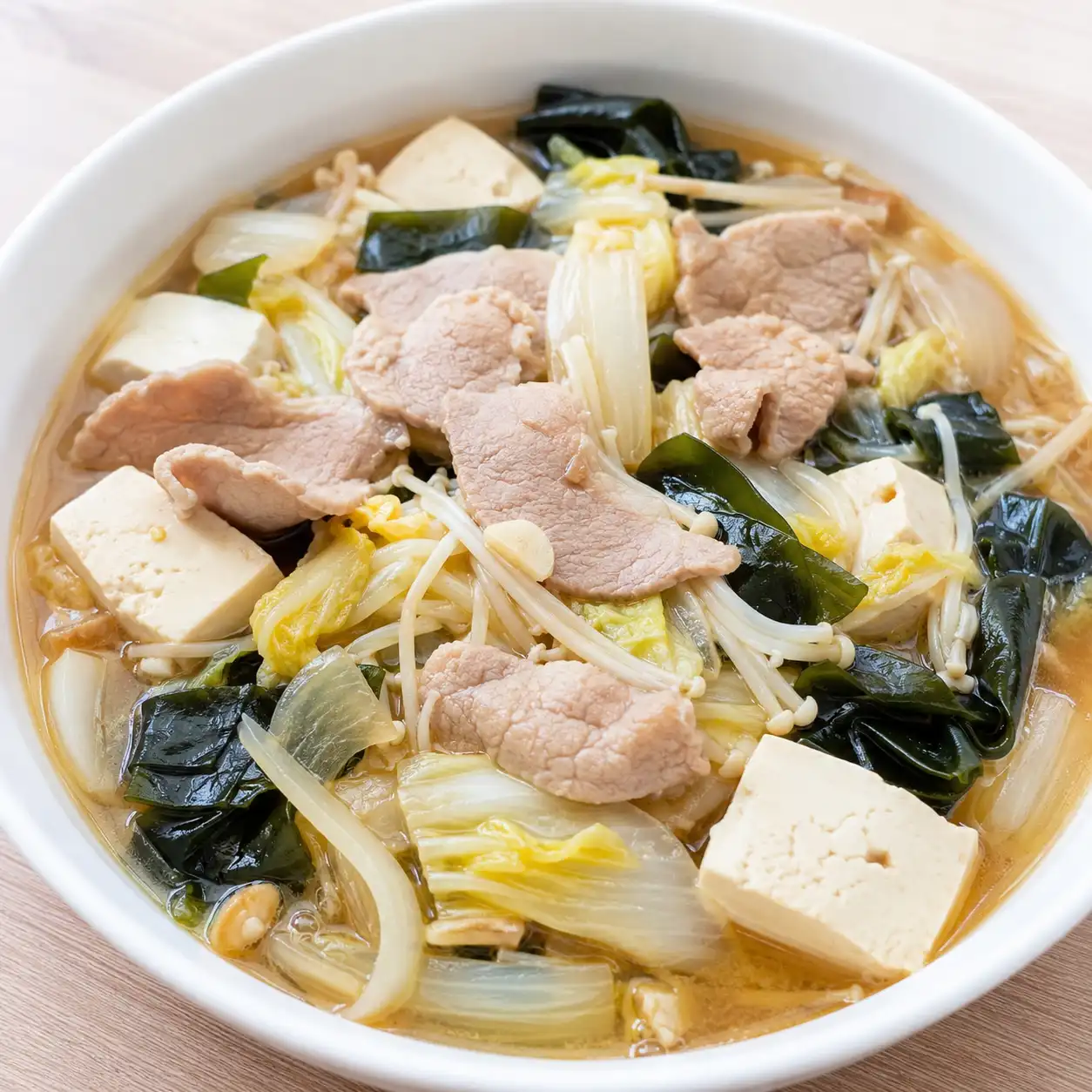 昆布蒜香紅燒瘦肉海帶芽餐