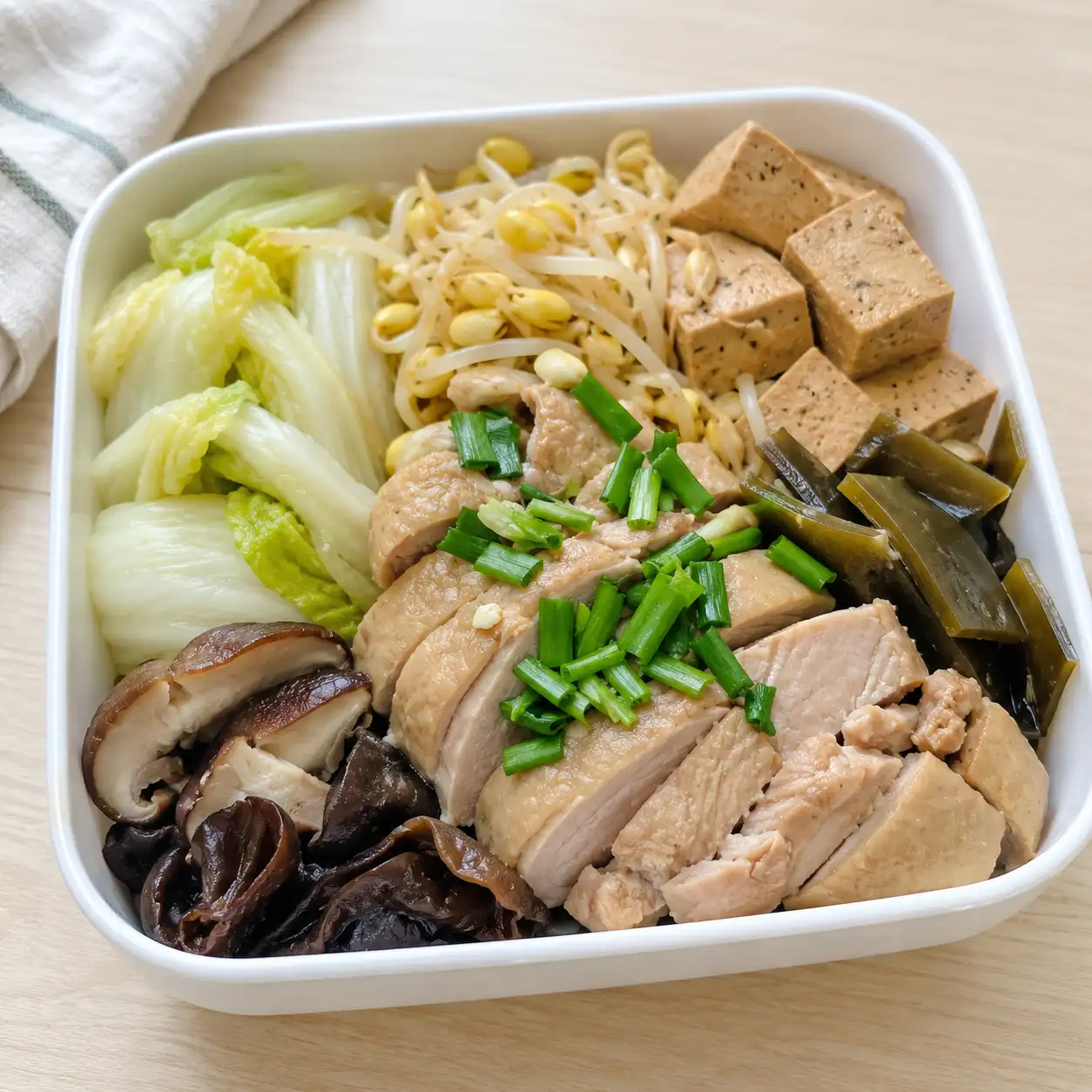 蒜苗豆芽滷雞腿高纖餐