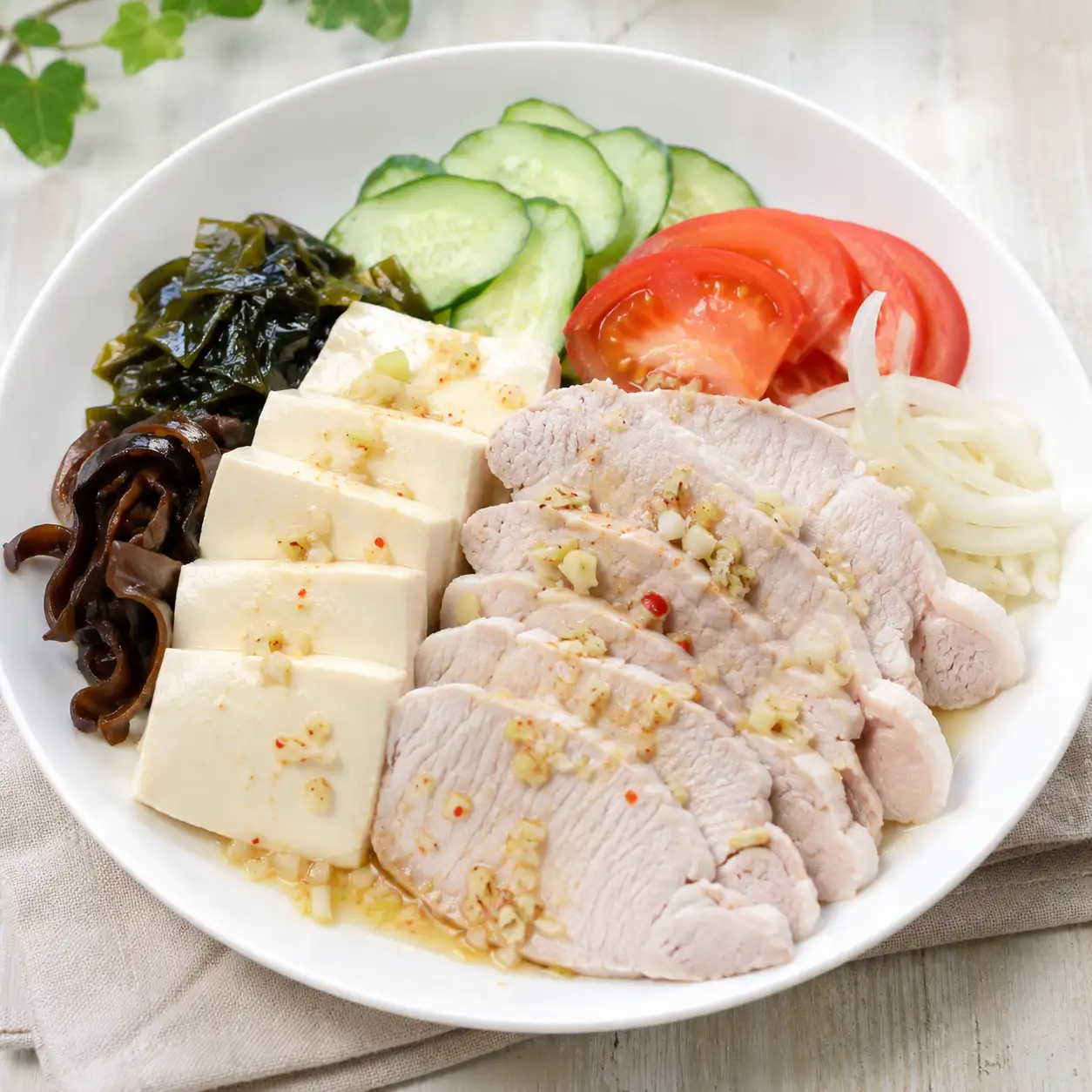 香茅檸檬豬里肌豆腐冷盤