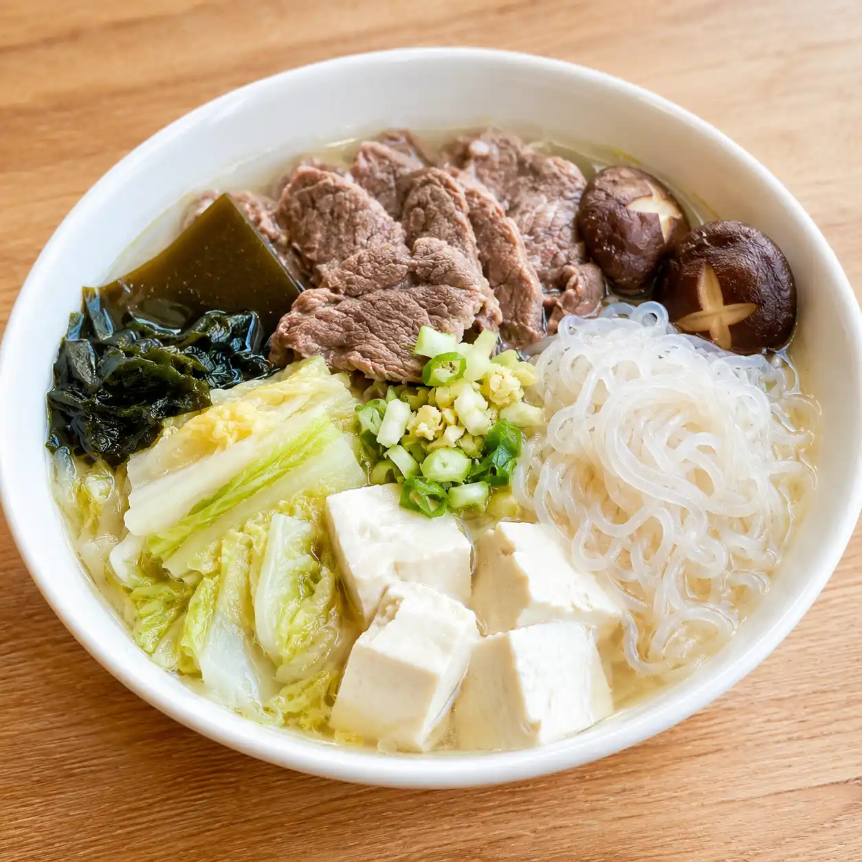昆布牛肉豆腐蒟蒻湯麵