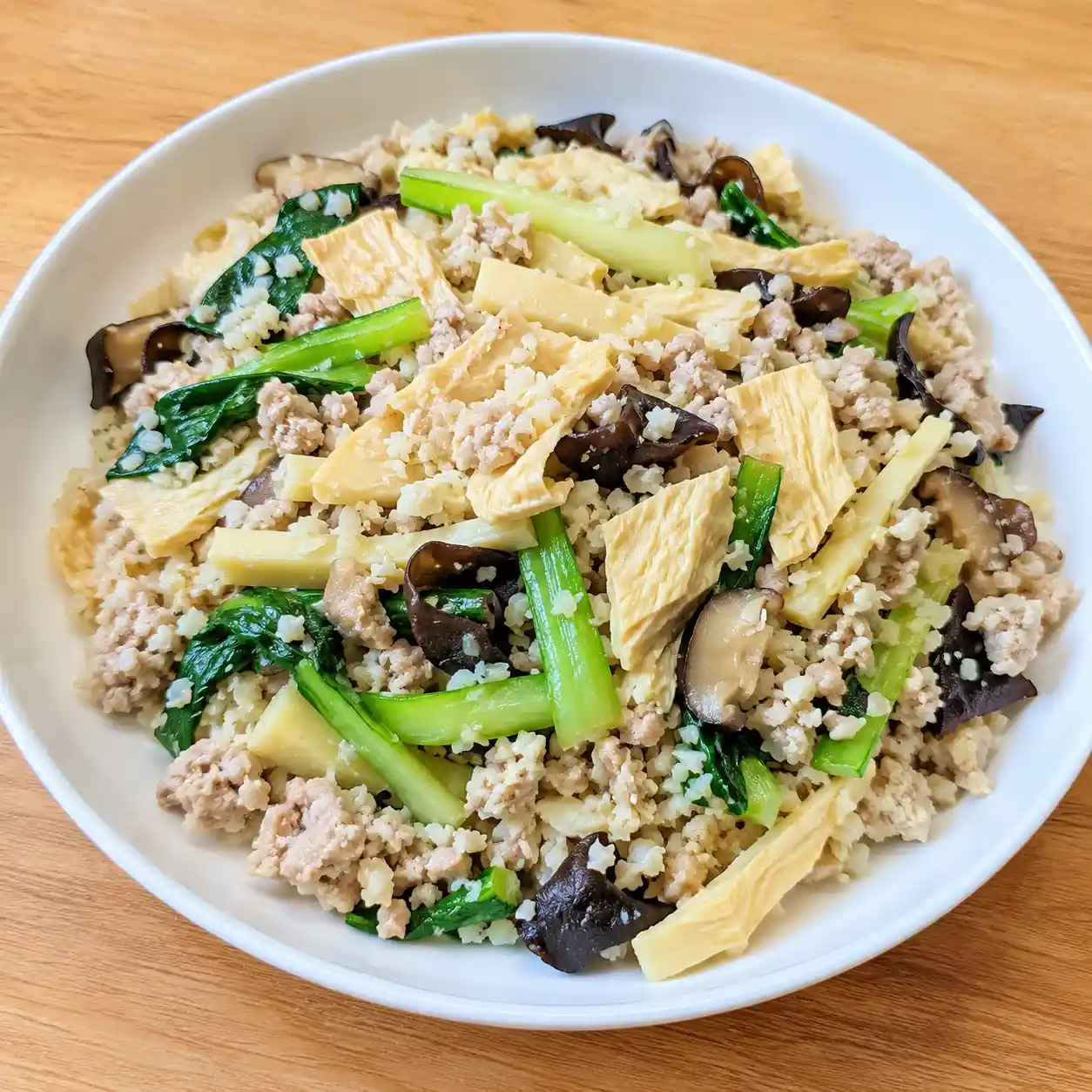 蒜香雞肉末豆皮花椰高纖炒