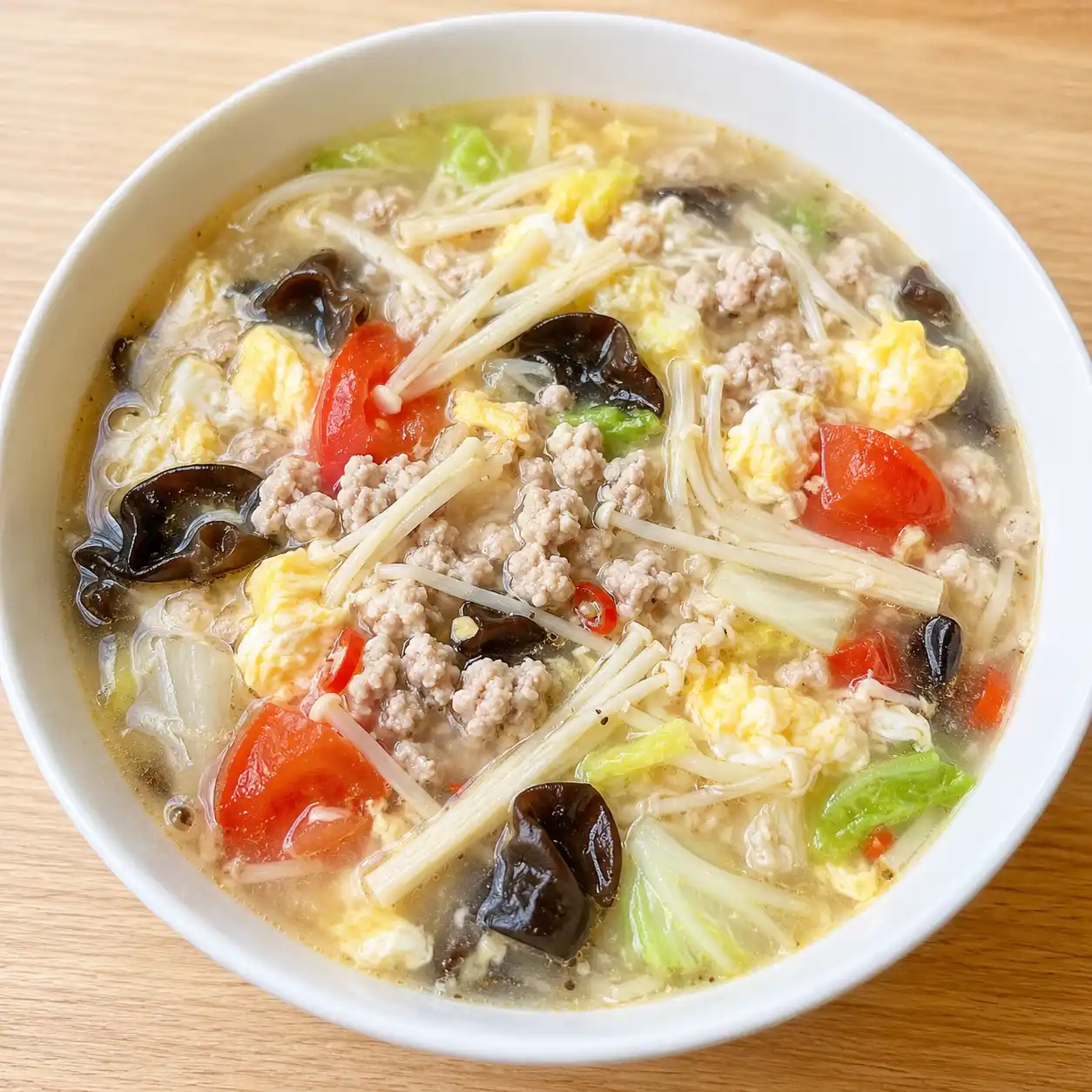 酸辣瘦絞肉木耳筍絲湯