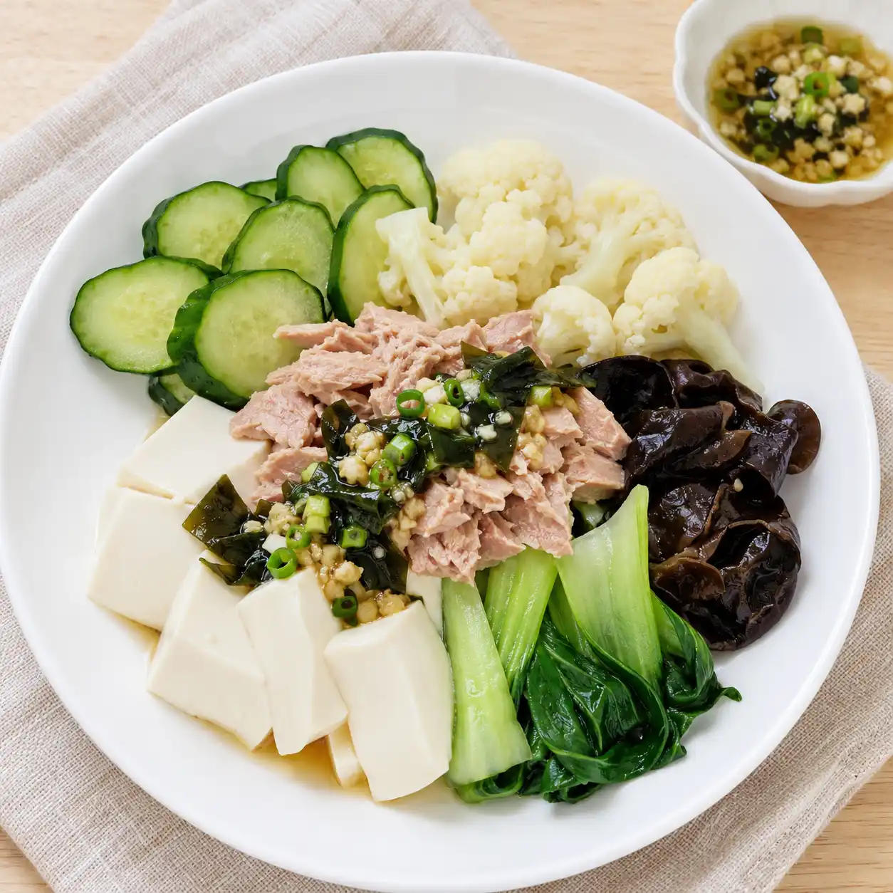柚醋海帶芽鮪魚豆腐盤