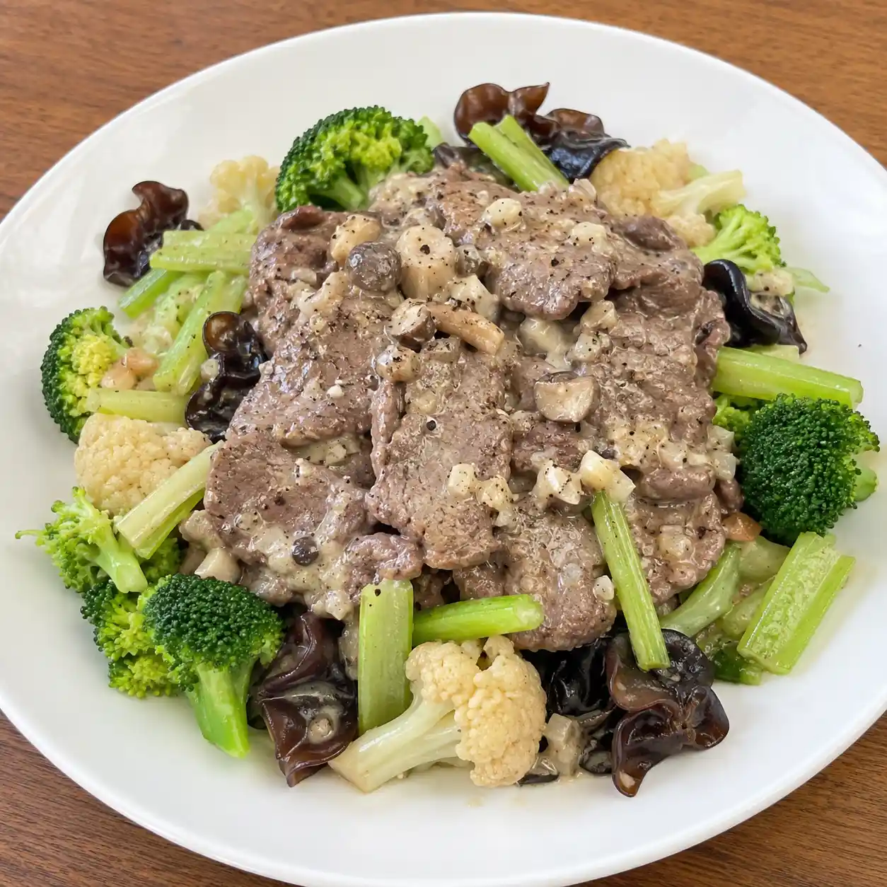 蘑菇洋蔥黑胡椒牛肉醬