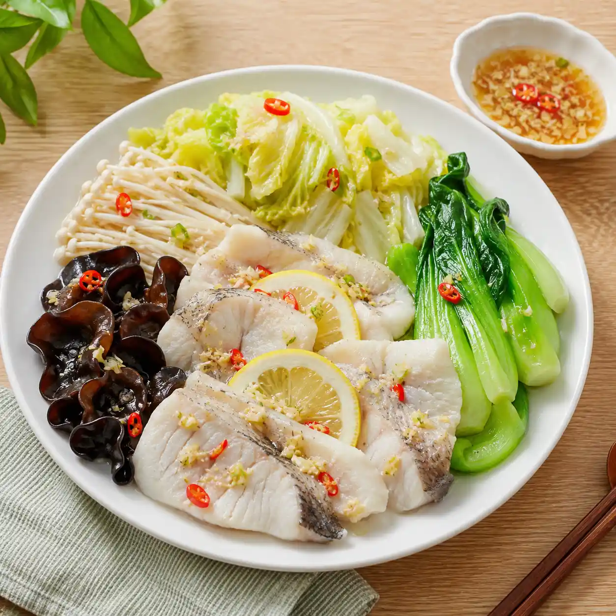 香茅檸檬鱸魚片蔬菜盤