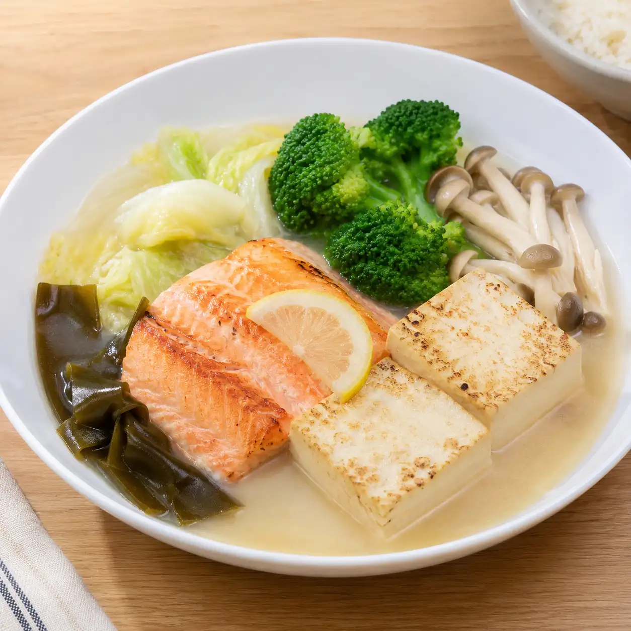 味噌昆布鮭魚豆腐菜盤