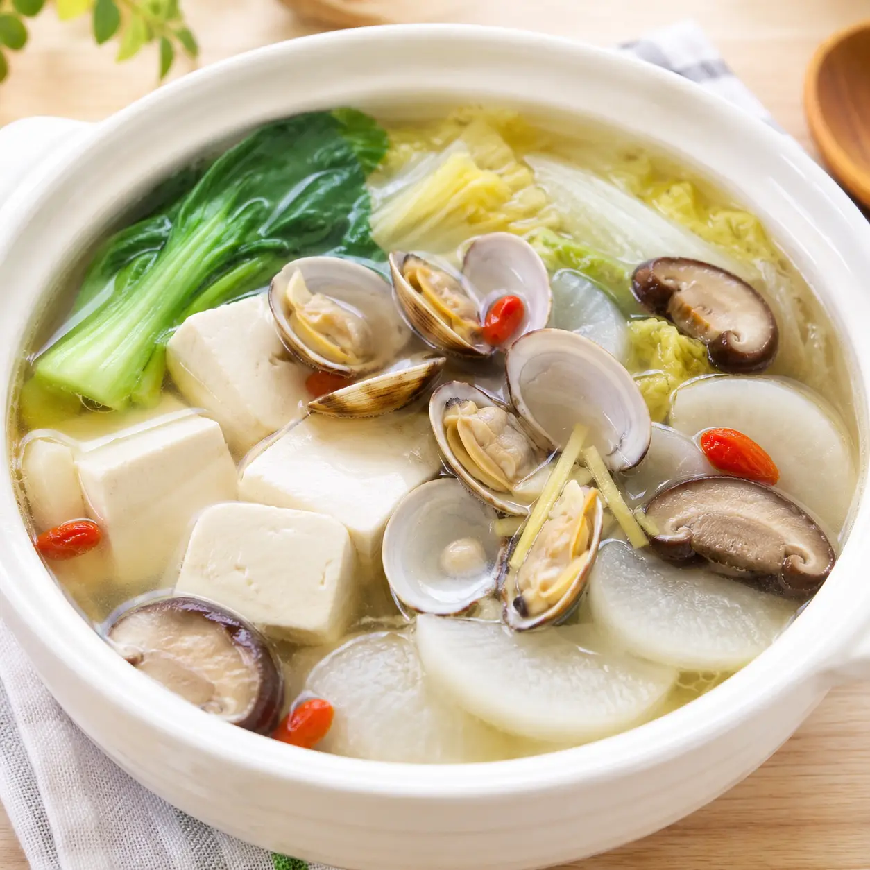 藥膳感蛤蜊豆腐暖湯