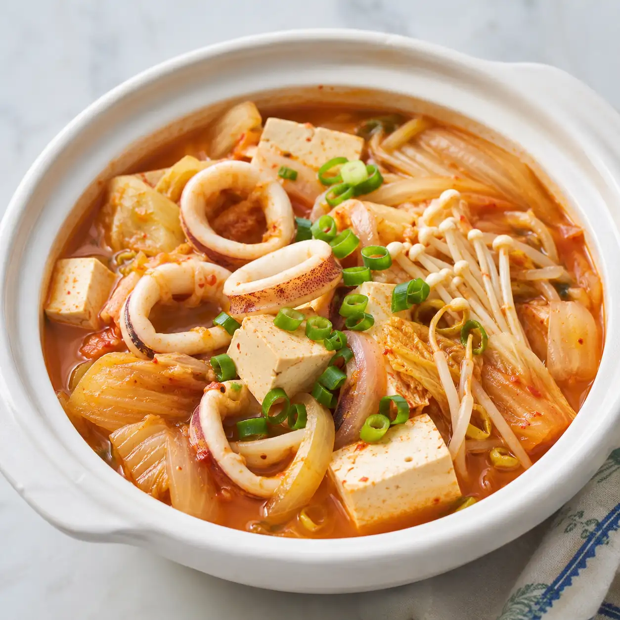 韓式泡菜魷魚豆腐煲