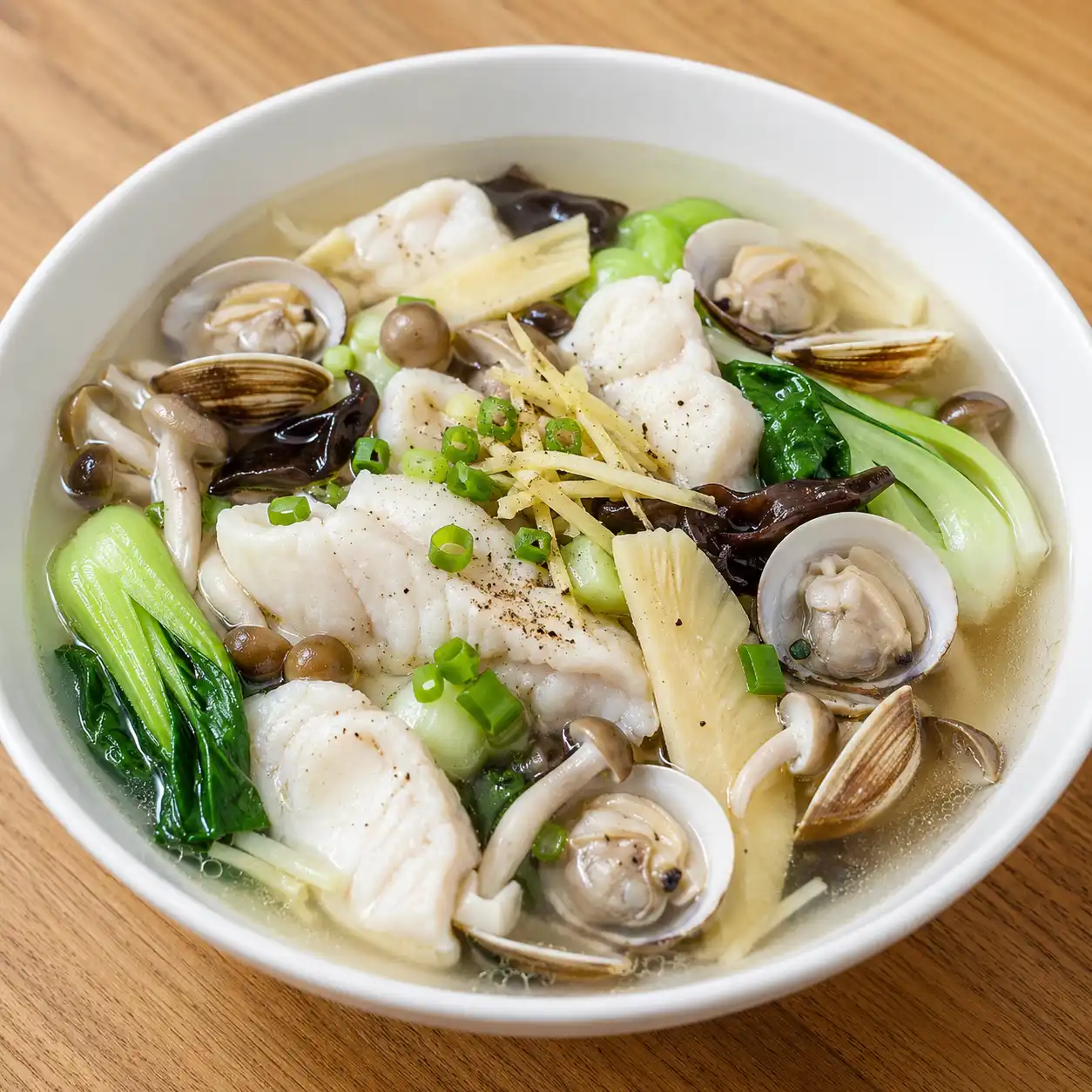薑絲蛤蜊魚片清湯