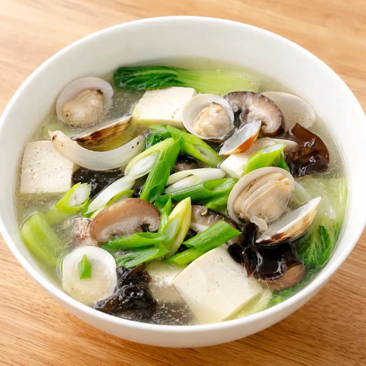 蛤蜊蒜苗豆腐清湯