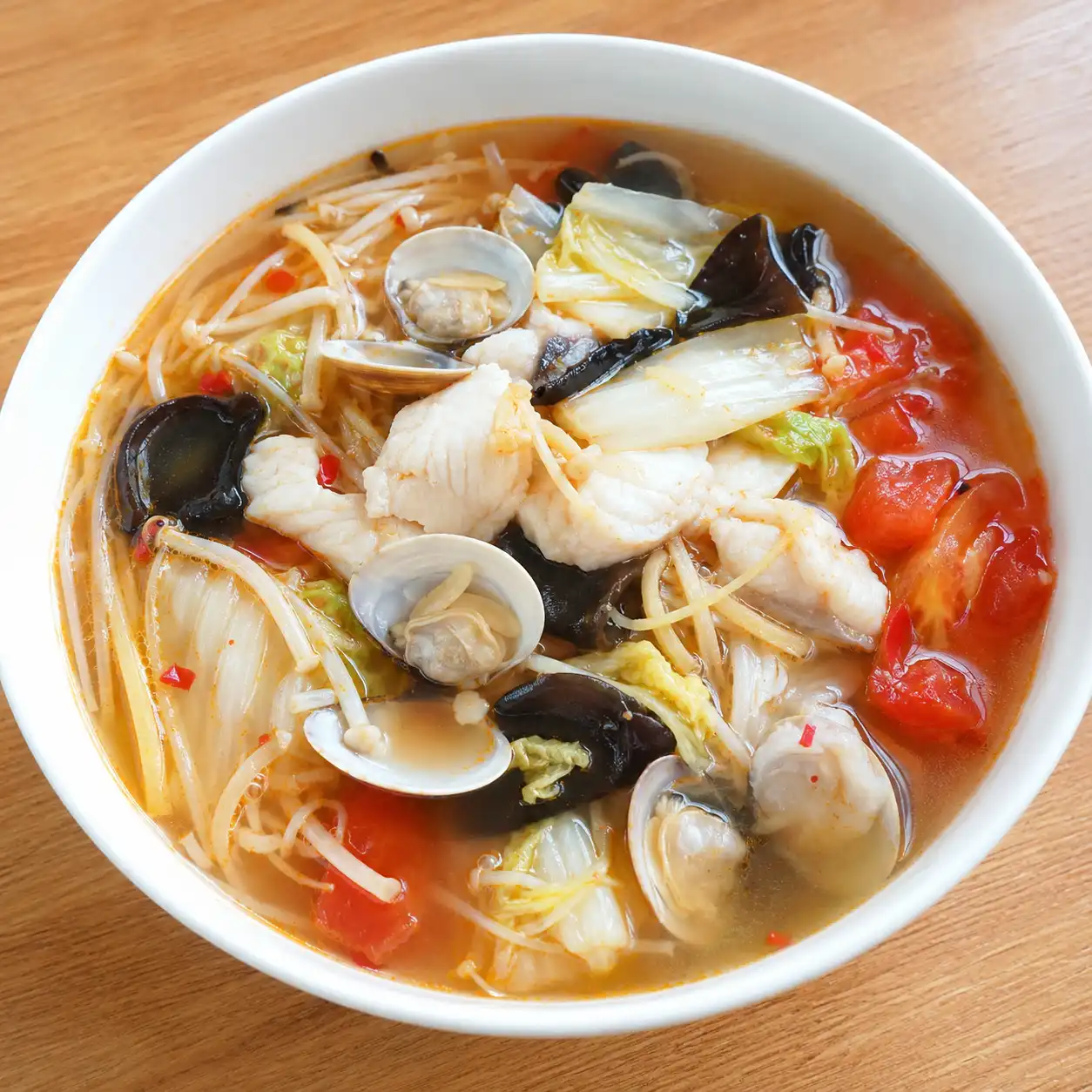 酸辣木耳蛤蜊魚湯