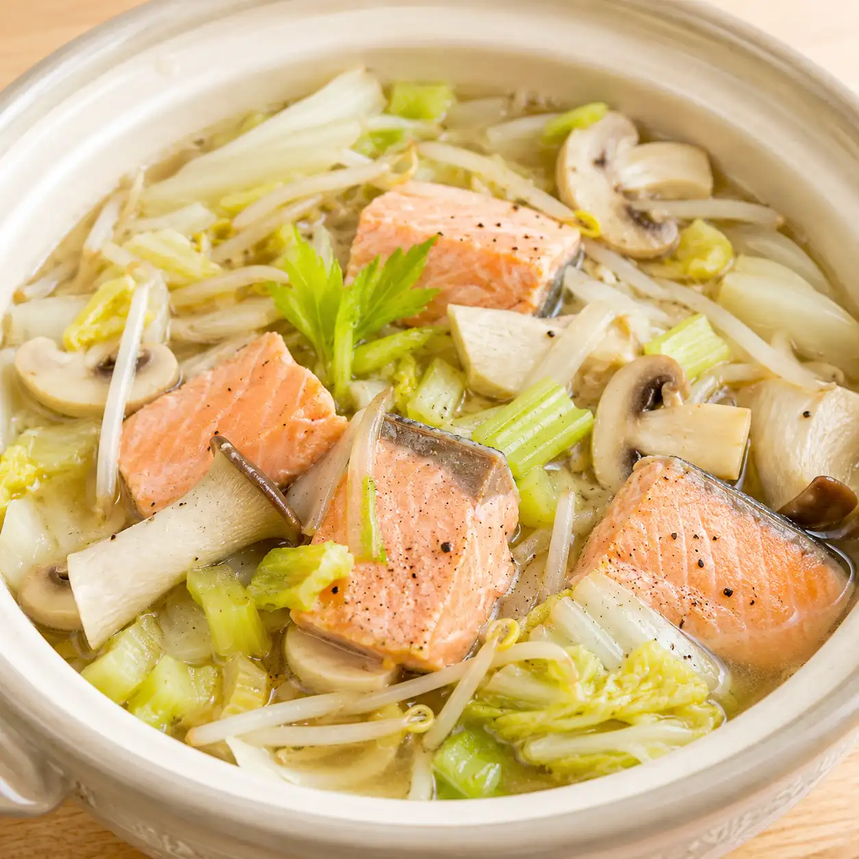 白菜菇汁鮭魚低油煮