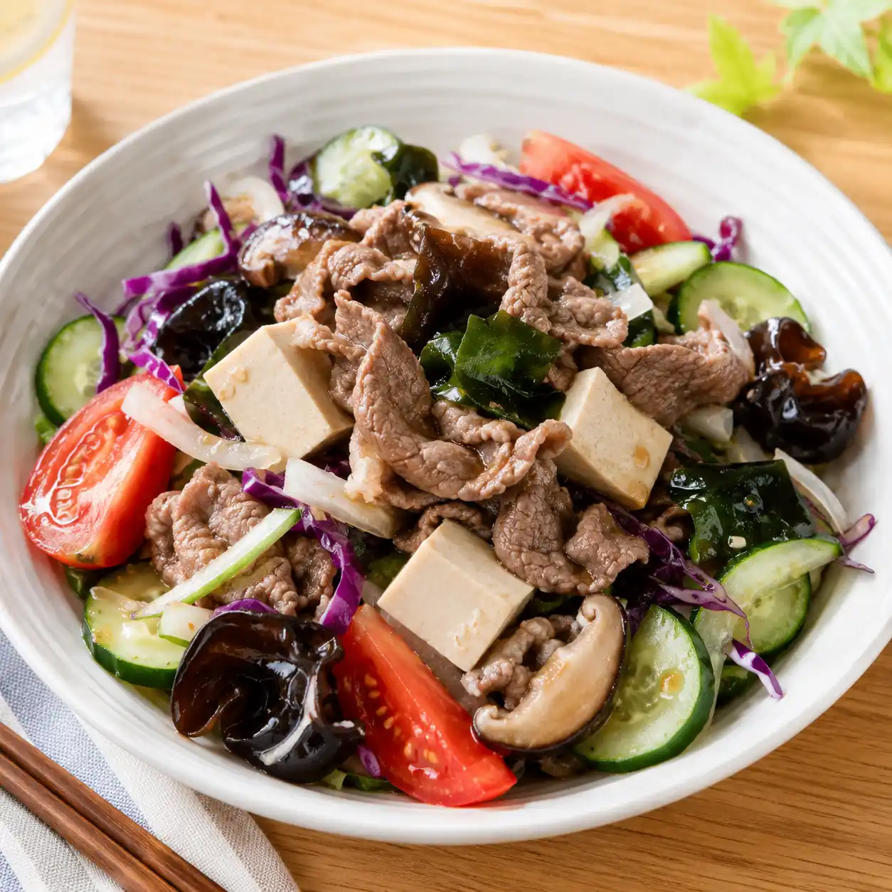 昆布牛肉豆腐彩蔬冷熱拌
