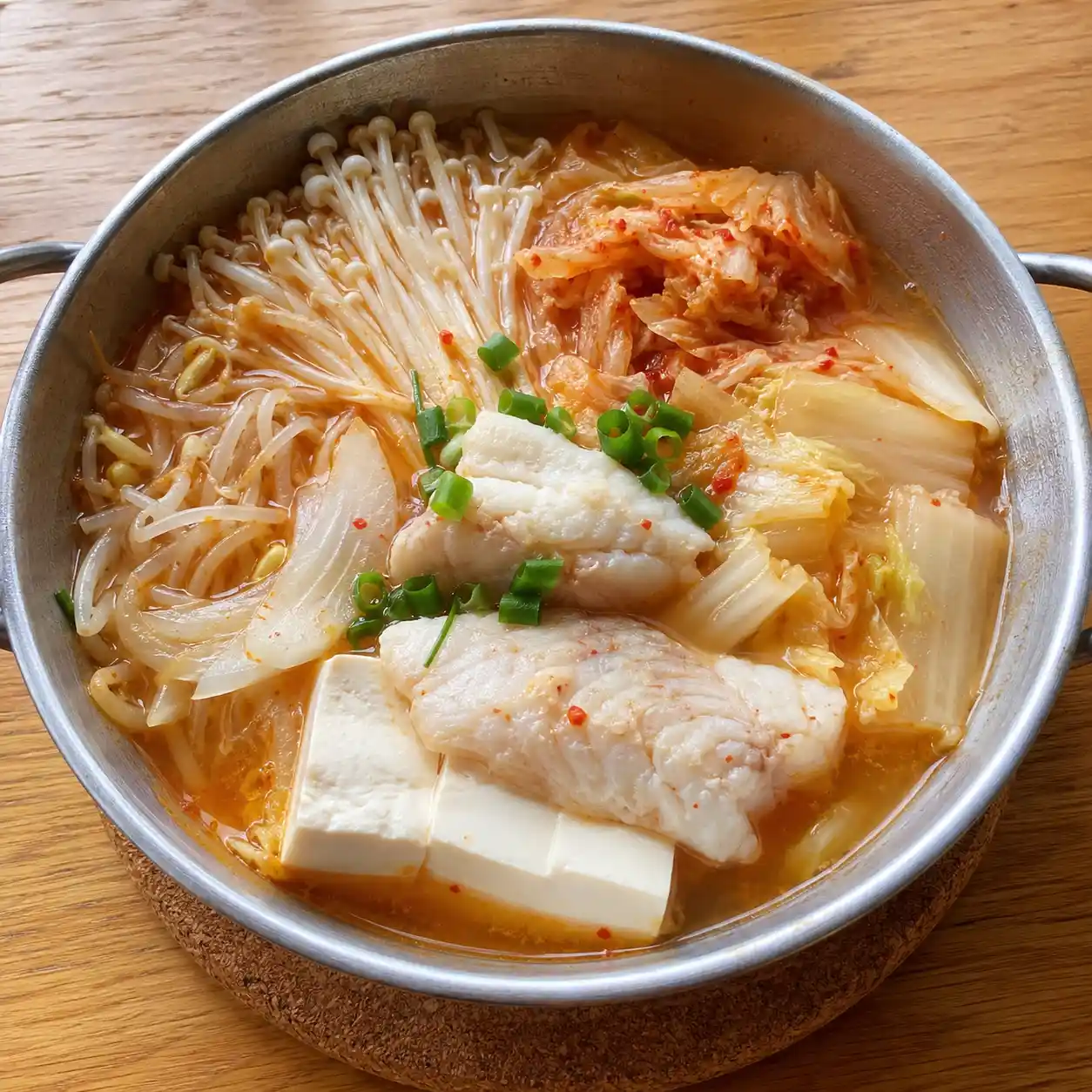 韓式泡菜菇菇白肉魚小鍋