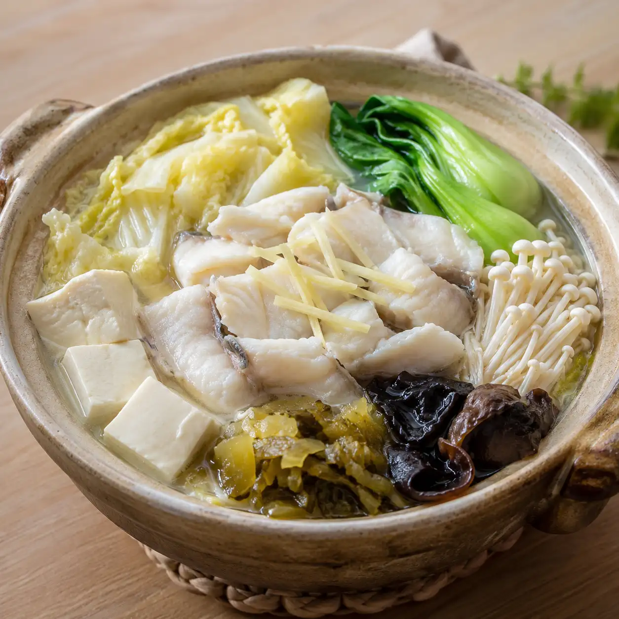 酸菜薑絲魚片豆腐鍋