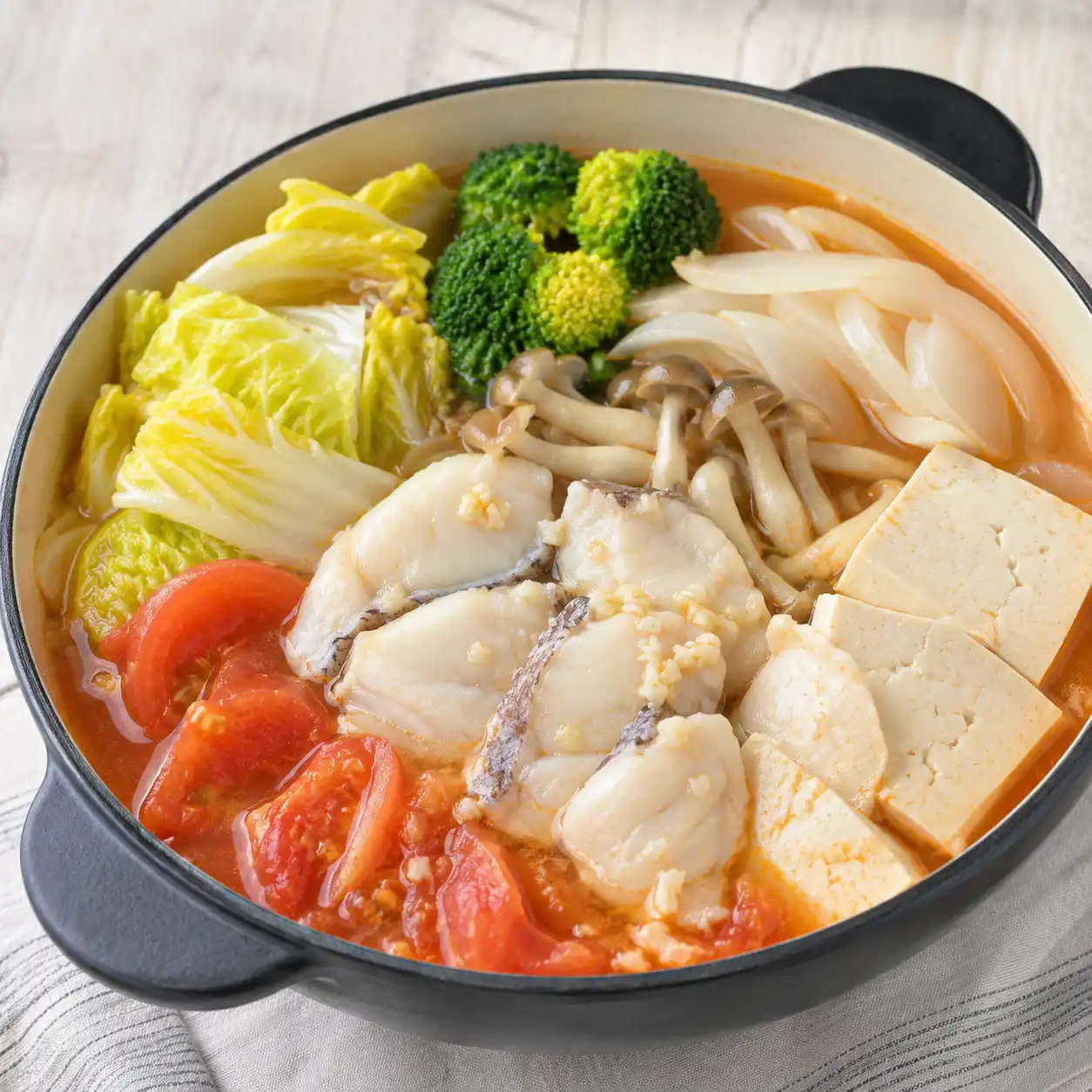 番茄豆腐魚片酸香鍋