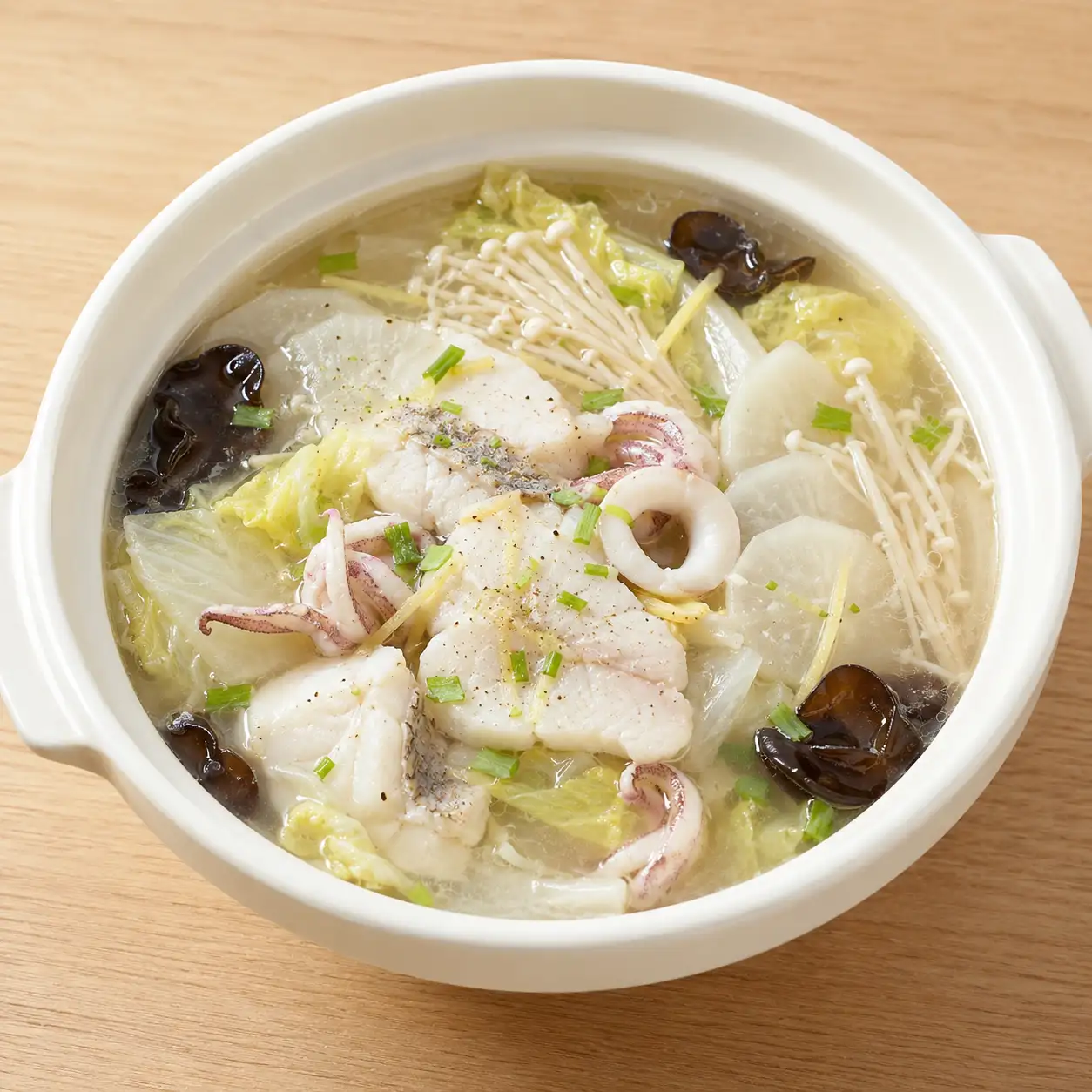 胡椒魚片小卷白菜湯