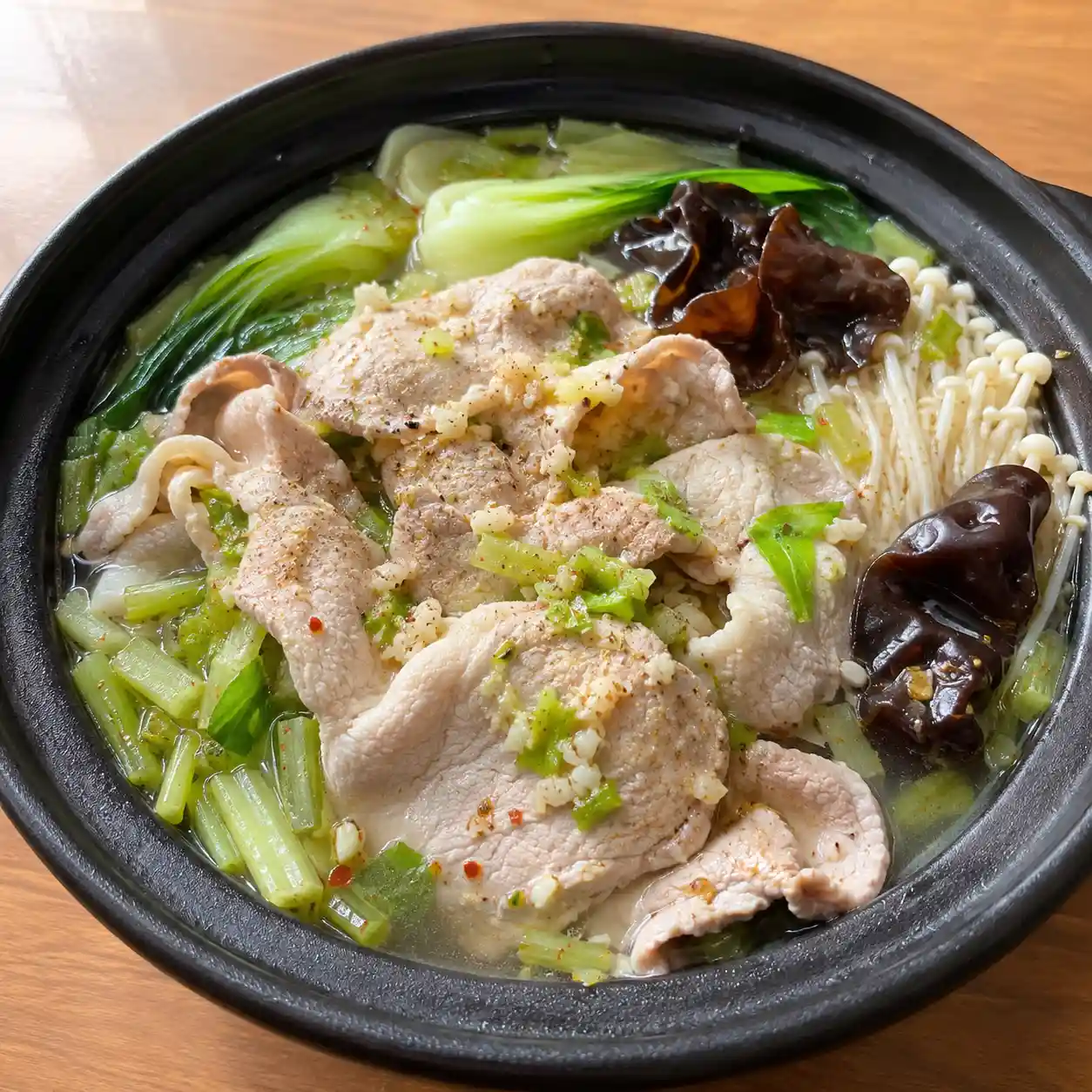 芹菜椒麻昆布豬里肌快鍋