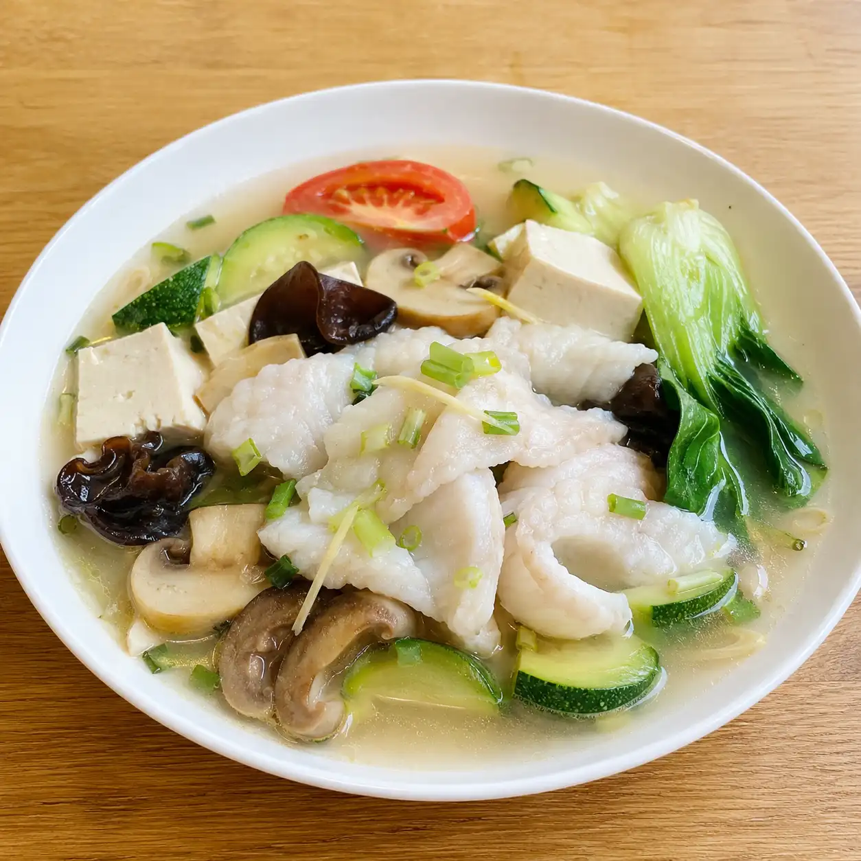 香茅檸檬魚片豆腐菇湯盤