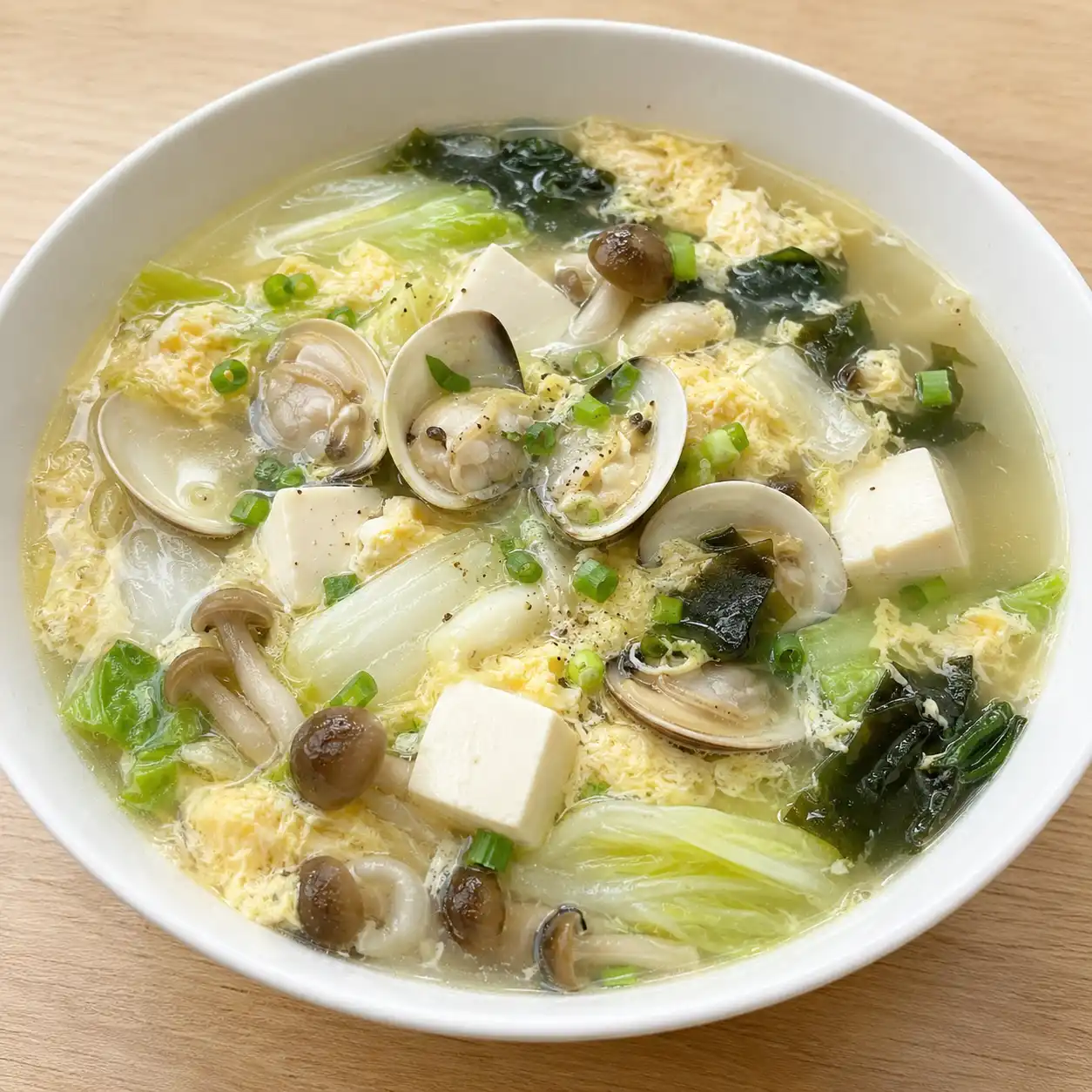 蛤蜊豆腐鴻喜菇蛋花湯