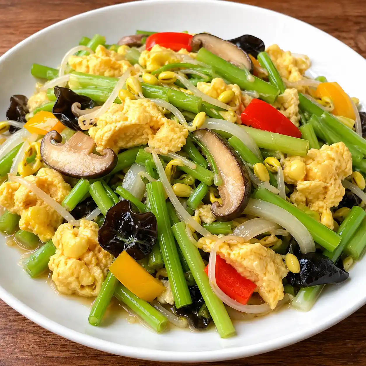 蛋香空心菜梗豆芽炒