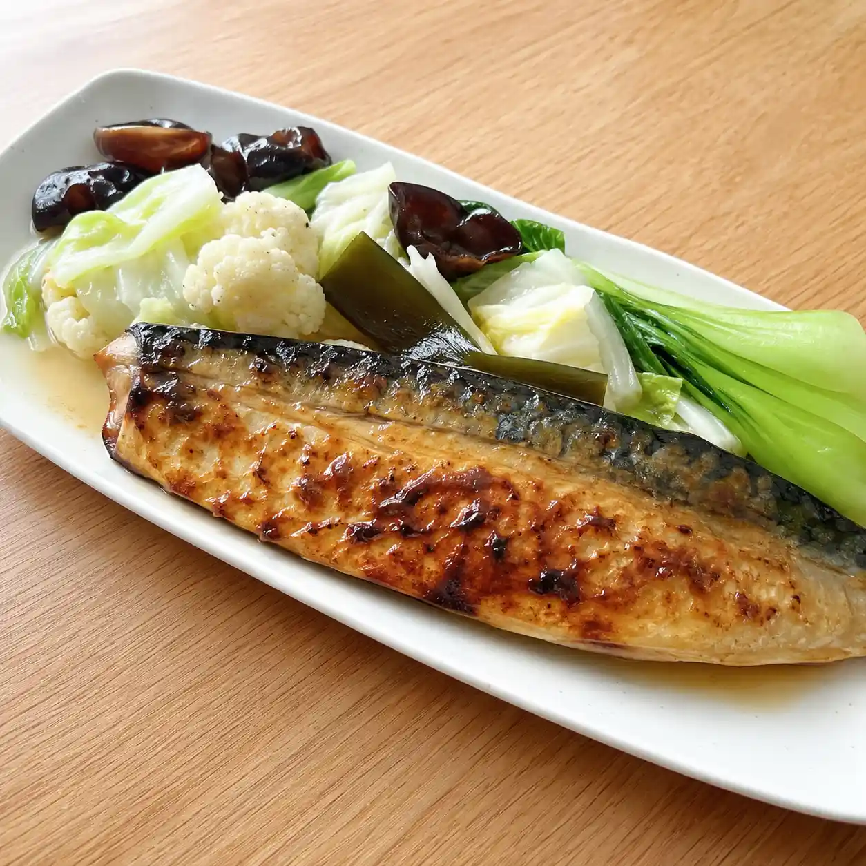 薑味噌烤鯖魚白菜盤
