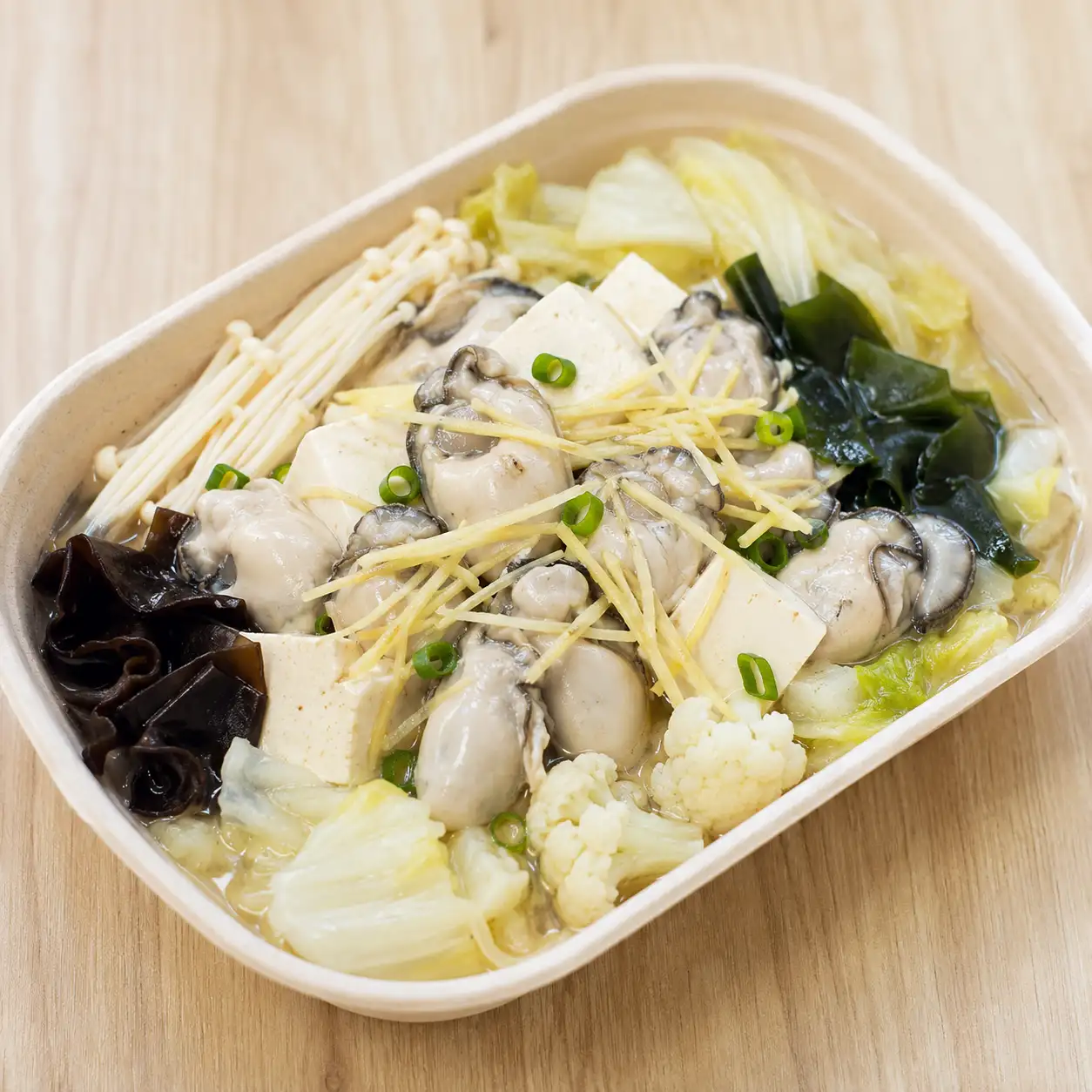 薑絲氣炸鮮蚵豆腐菇盒