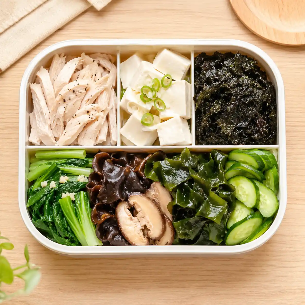 雞胸紫菜海帶芽豆腐盒