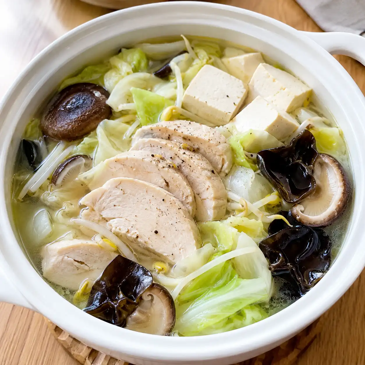 胡椒雞胸高麗菜豆芽鍋