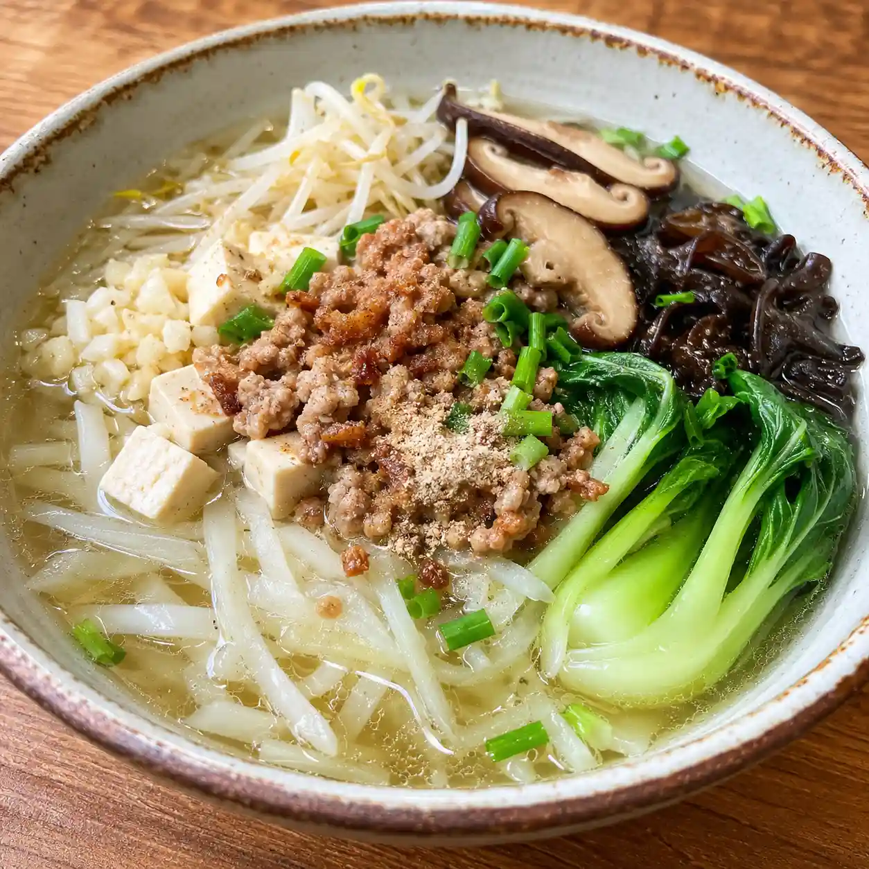 瘦肉擔仔麵風花椰梗絲湯麵
