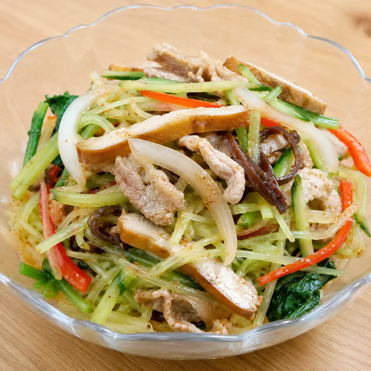 沙茶風豆干瘦肉花椰梗拌麵